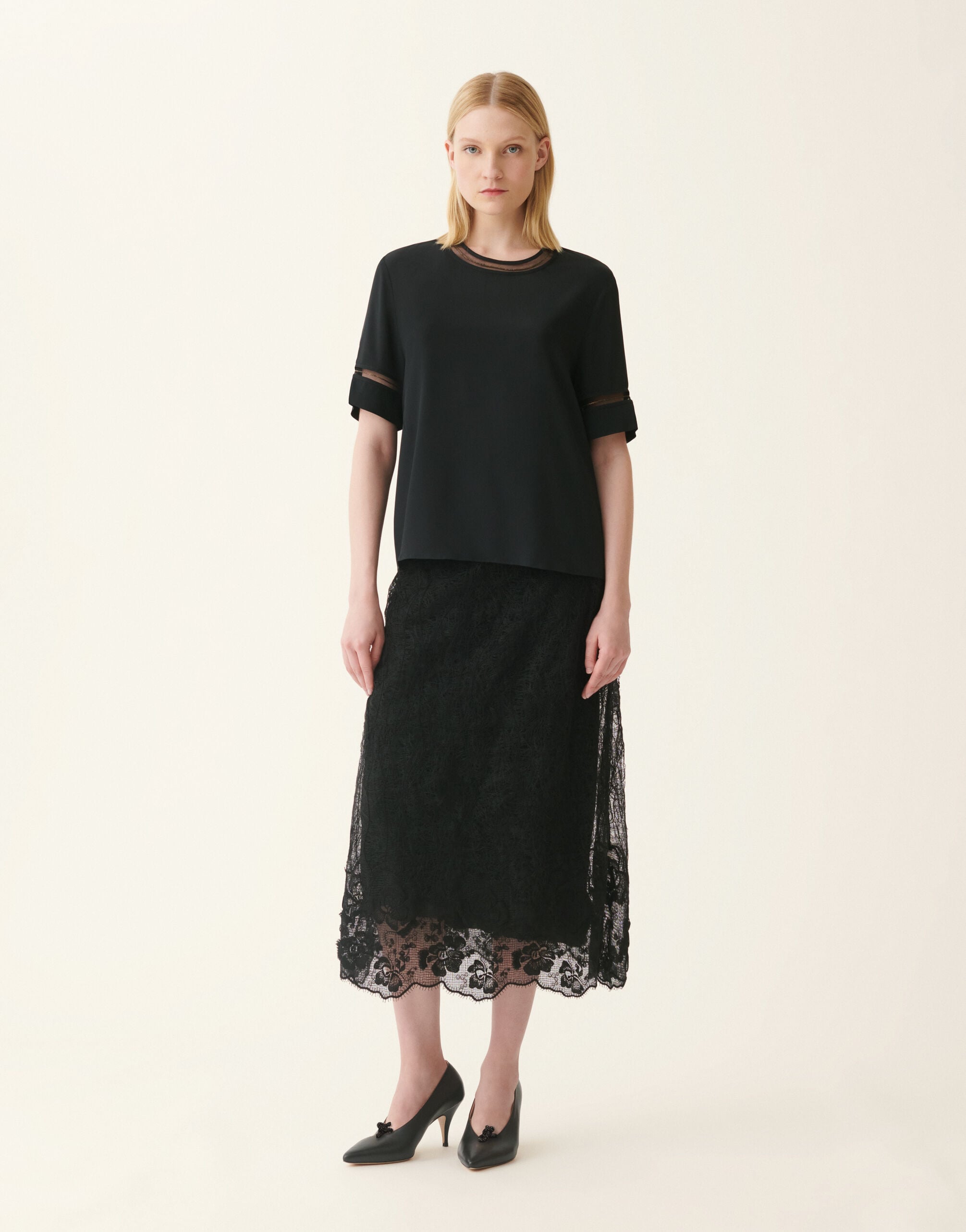 Short-sleeve crêpe de chine top, black Fabiana Filippi Short-sleeve crêpe de chine top, black Black TPD226F289L7750000