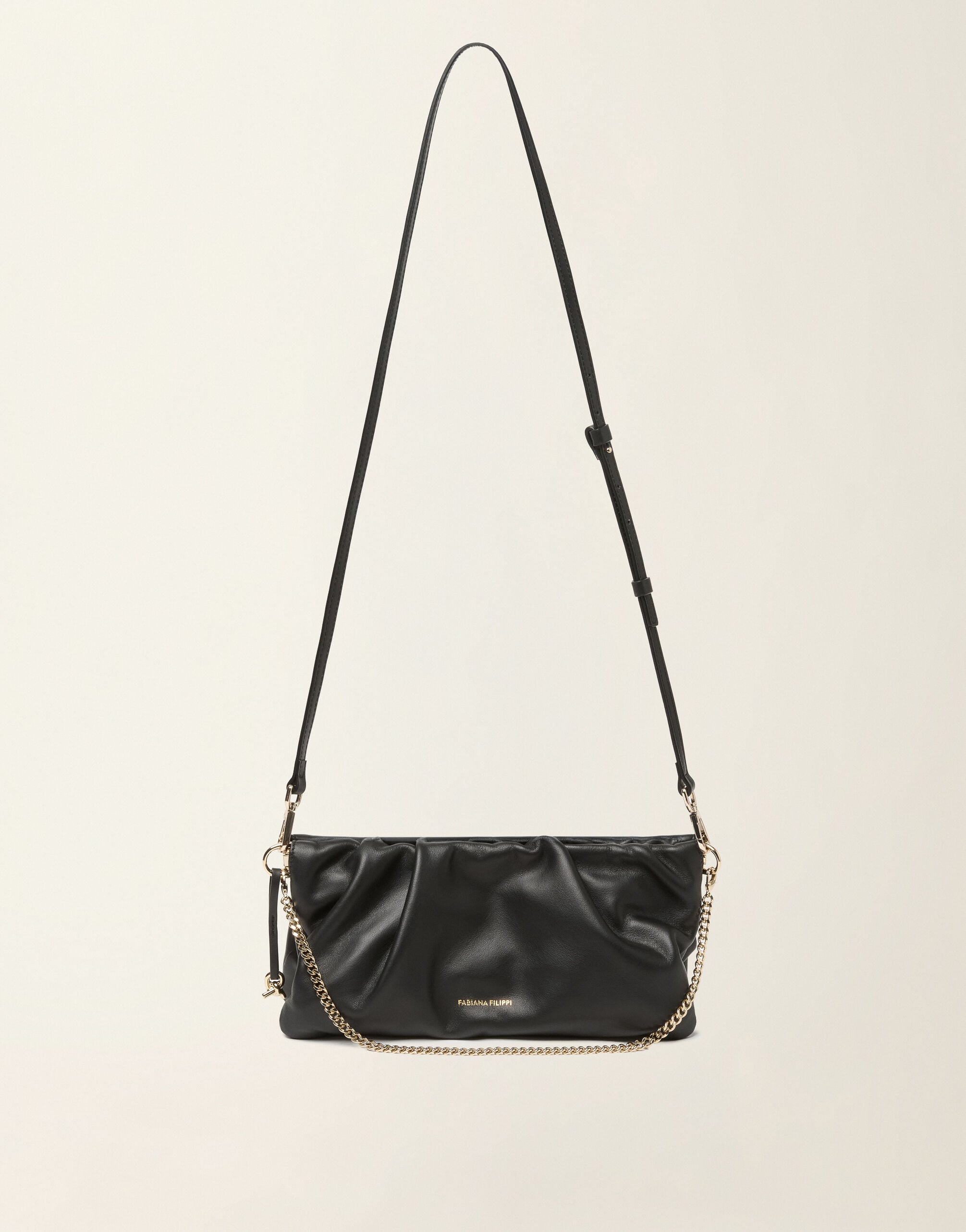 Nappa leather pouch, black Fabiana Filippi Nappa leather pouch, black Black BGD226A800M5660000