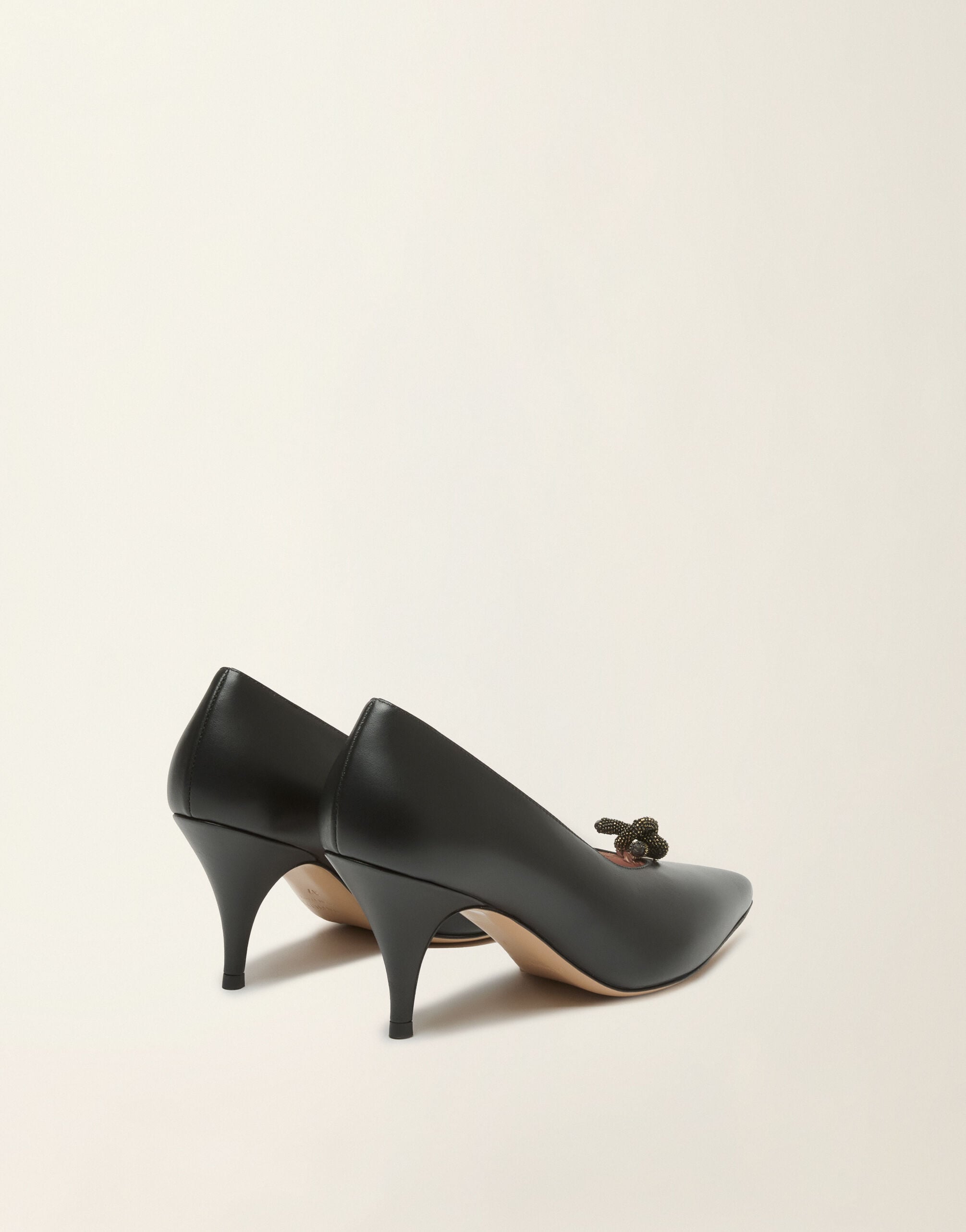 Nappa leather pumps, black Fabiana Filippi Nappa leather pumps, black Black ASD226A836M5710000