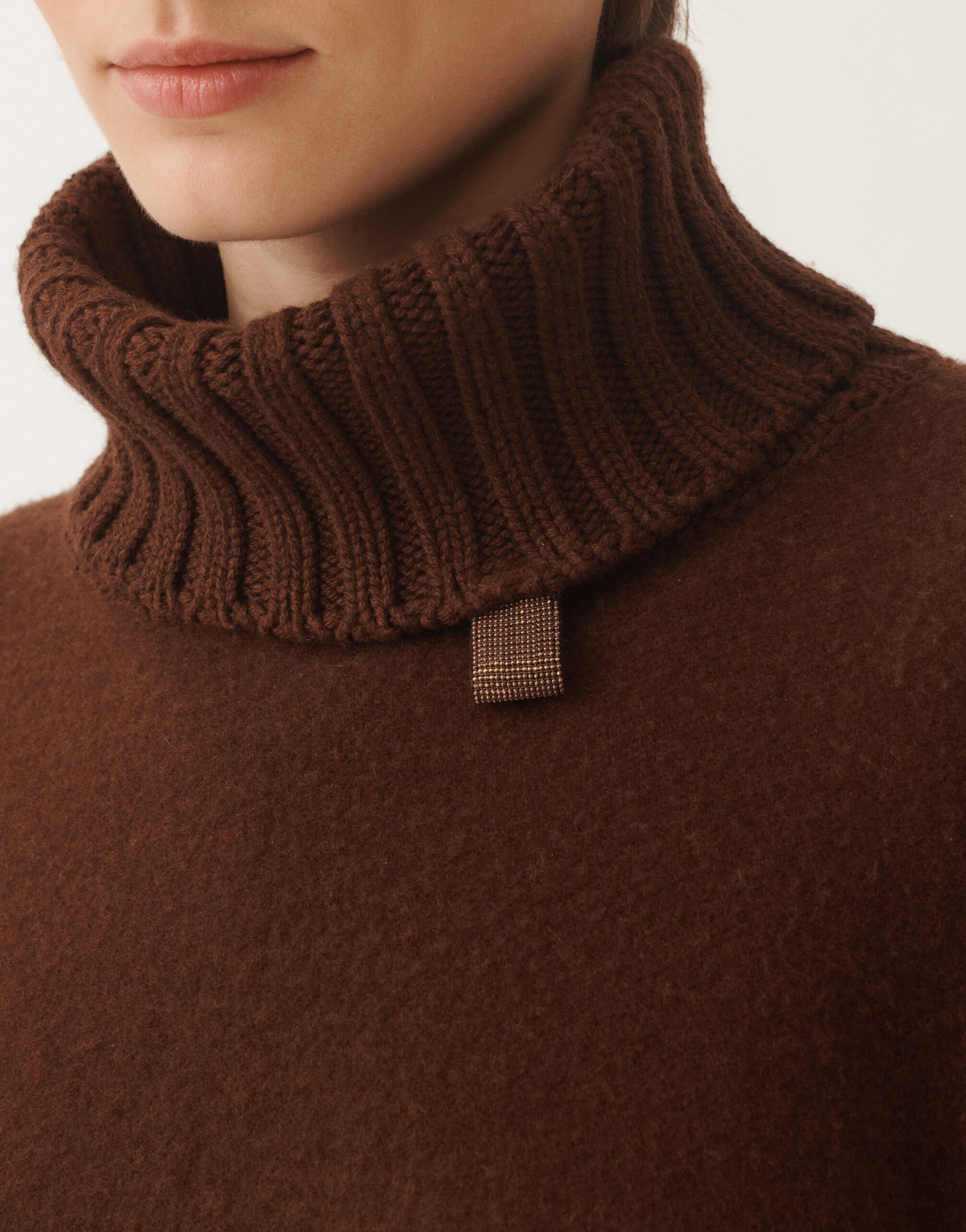 Fabiana Filippi Cape in Platin, Ebenholz Braun SAD215A802L8420000
