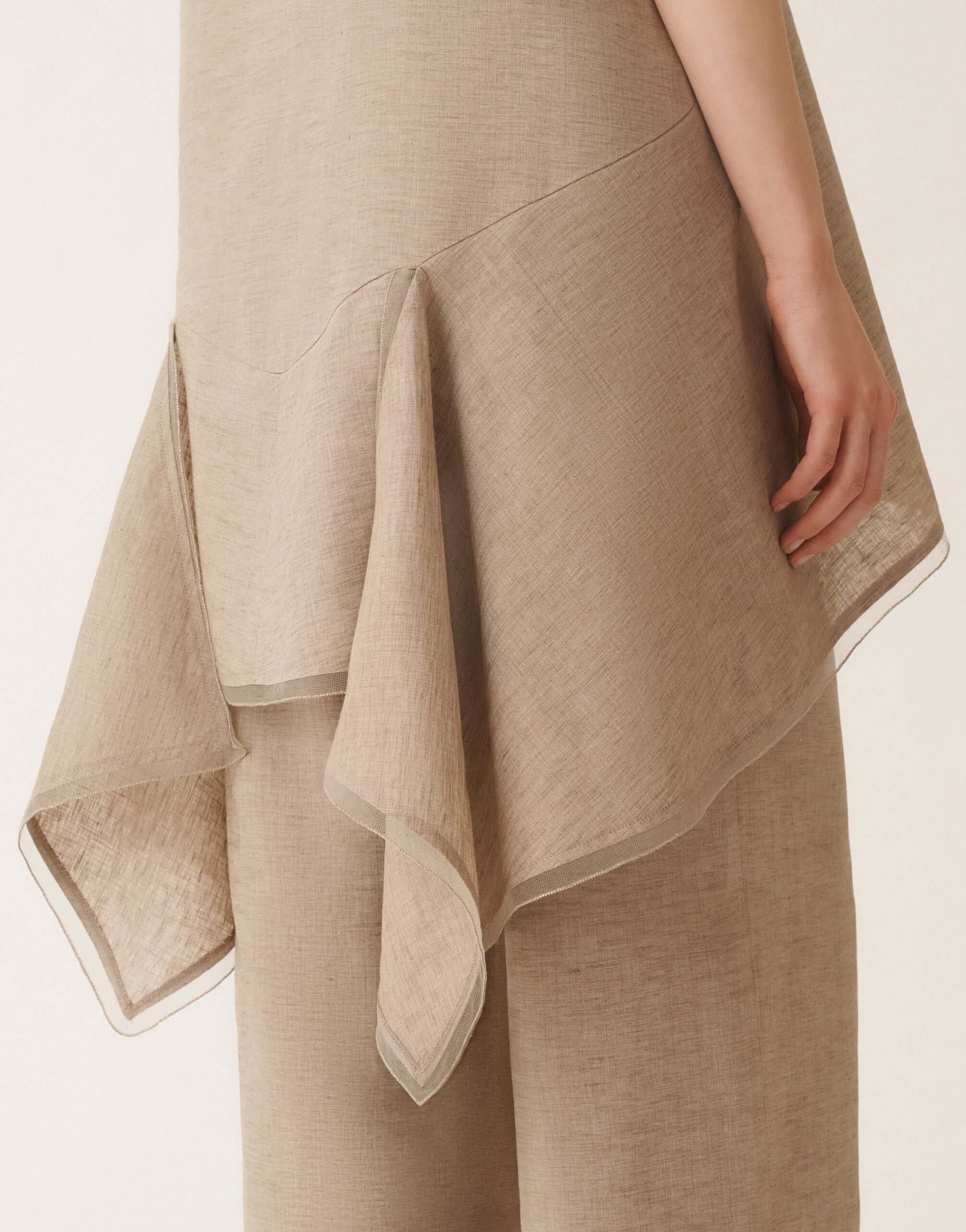 Top de tejido de lino, topo Fabiana Filippi Top de tejido de lino, topo GRIS PALOMA TPD276F743M1610000