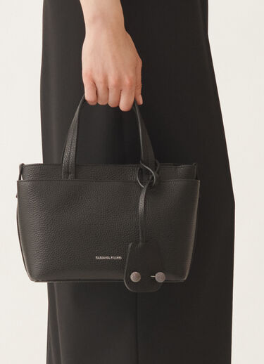 Fabiana Filippi Mittelgroße Handtasche aus genarbtem Leder, Schwarz Grau BGD215A861L8040000