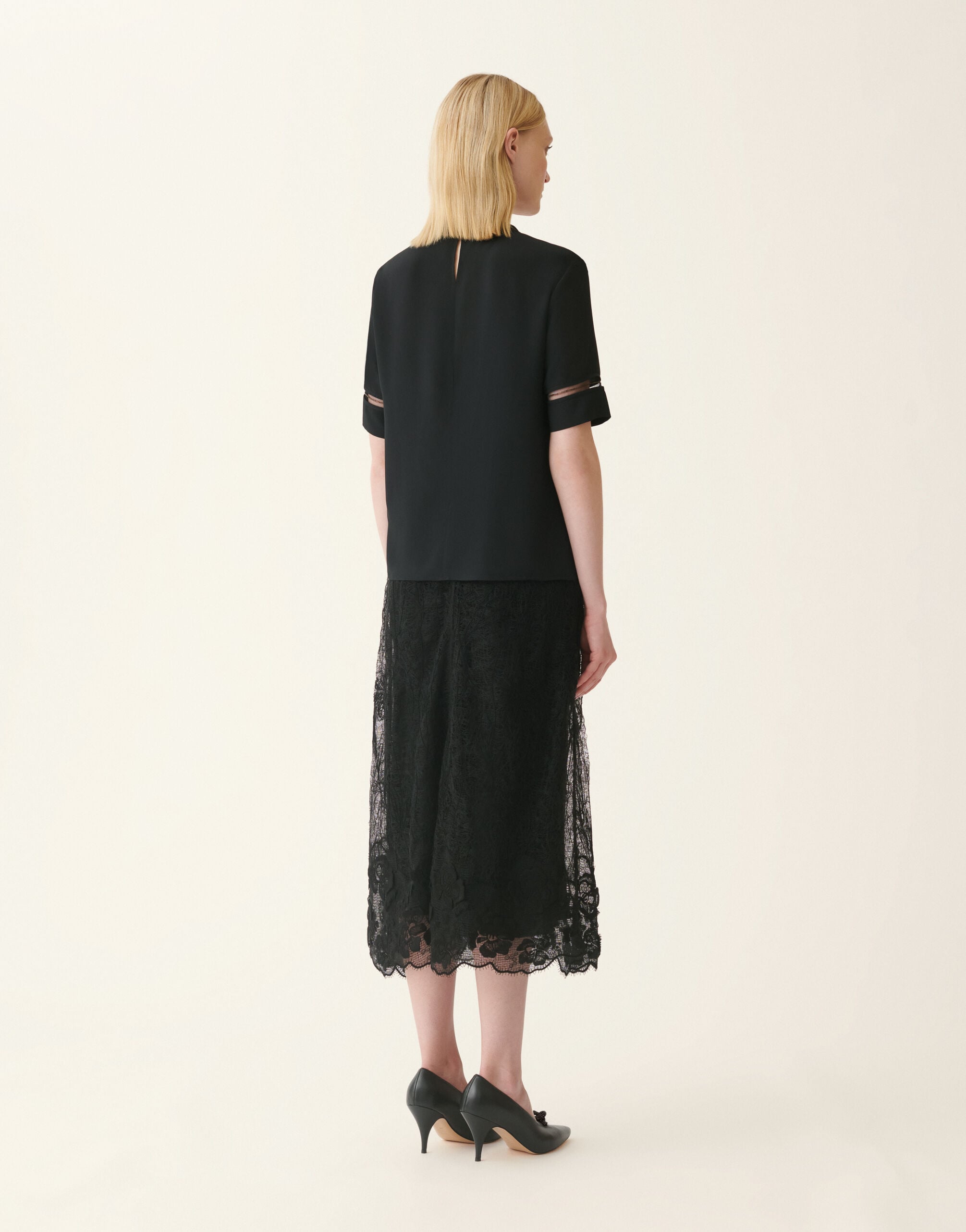 Short-sleeve crêpe de chine top, black Fabiana Filippi Short-sleeve crêpe de chine top, black Black TPD226F289L7750000