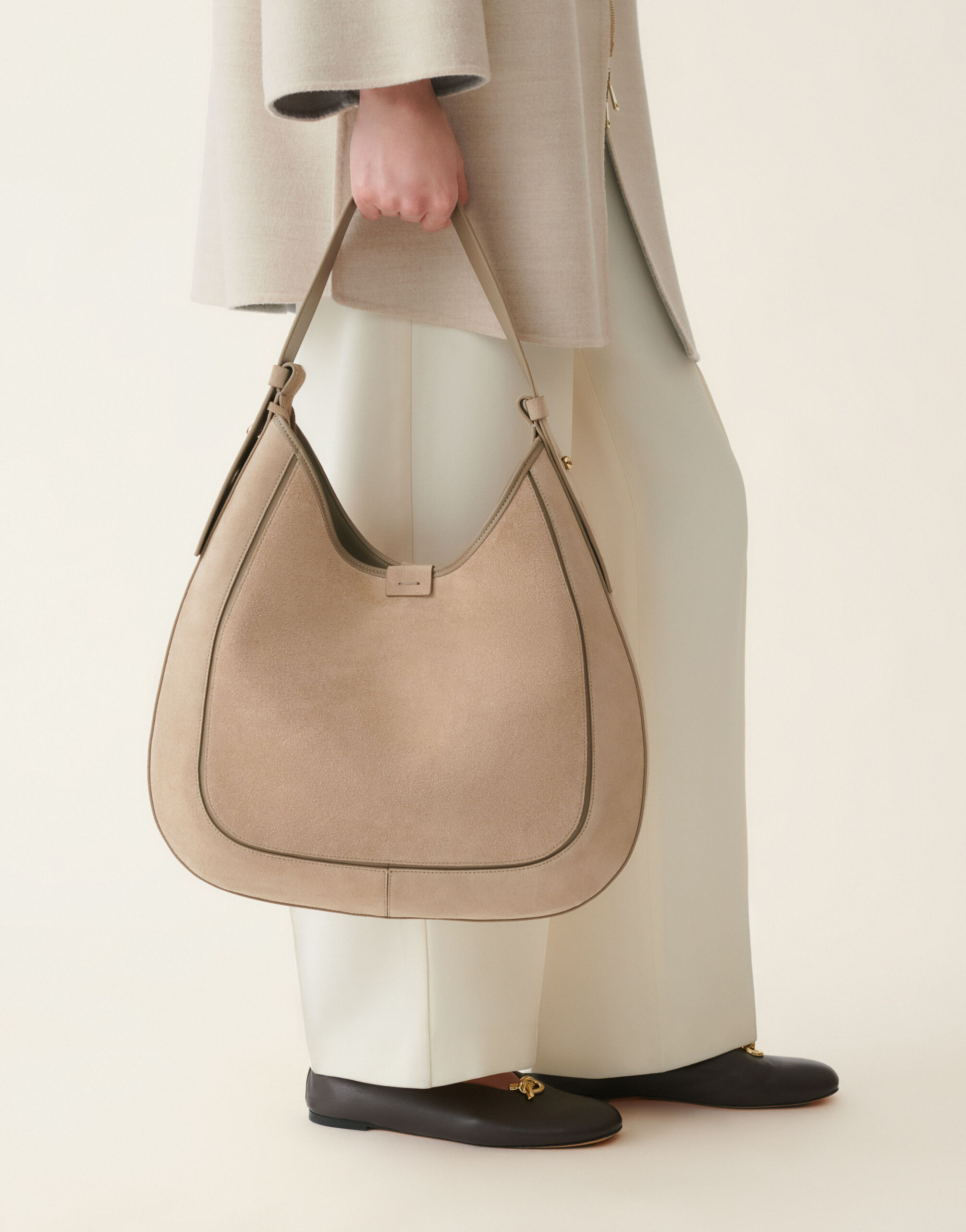 Hobo bag en daim, cachà Fabiana Filippi Hobo bag en daim, cachà Cachà BGD216A803M5340000