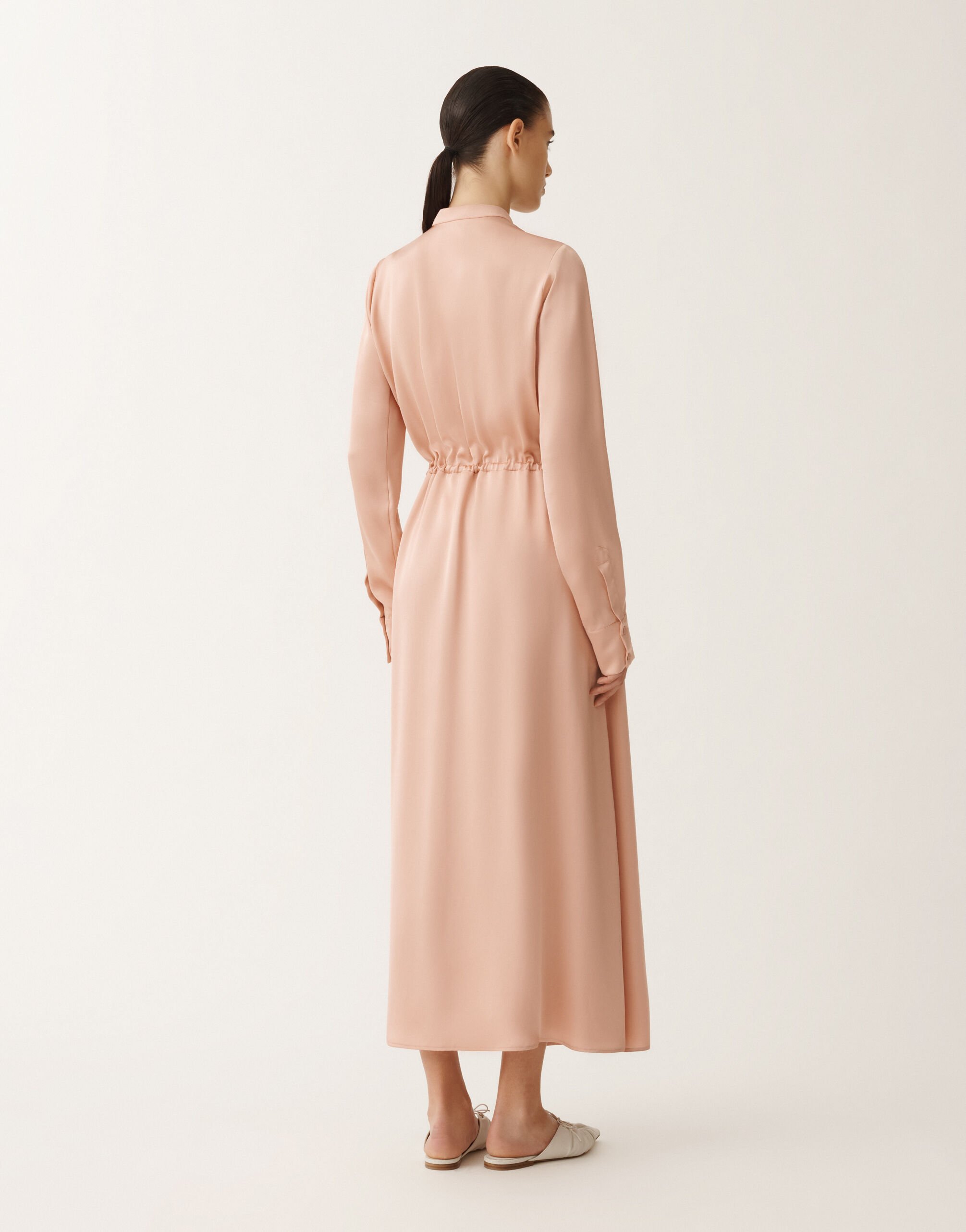 Fabiana Filippi Langes Blusenkleid aus Satin in Viskose, blush ROSA ABD265F206D6230000
