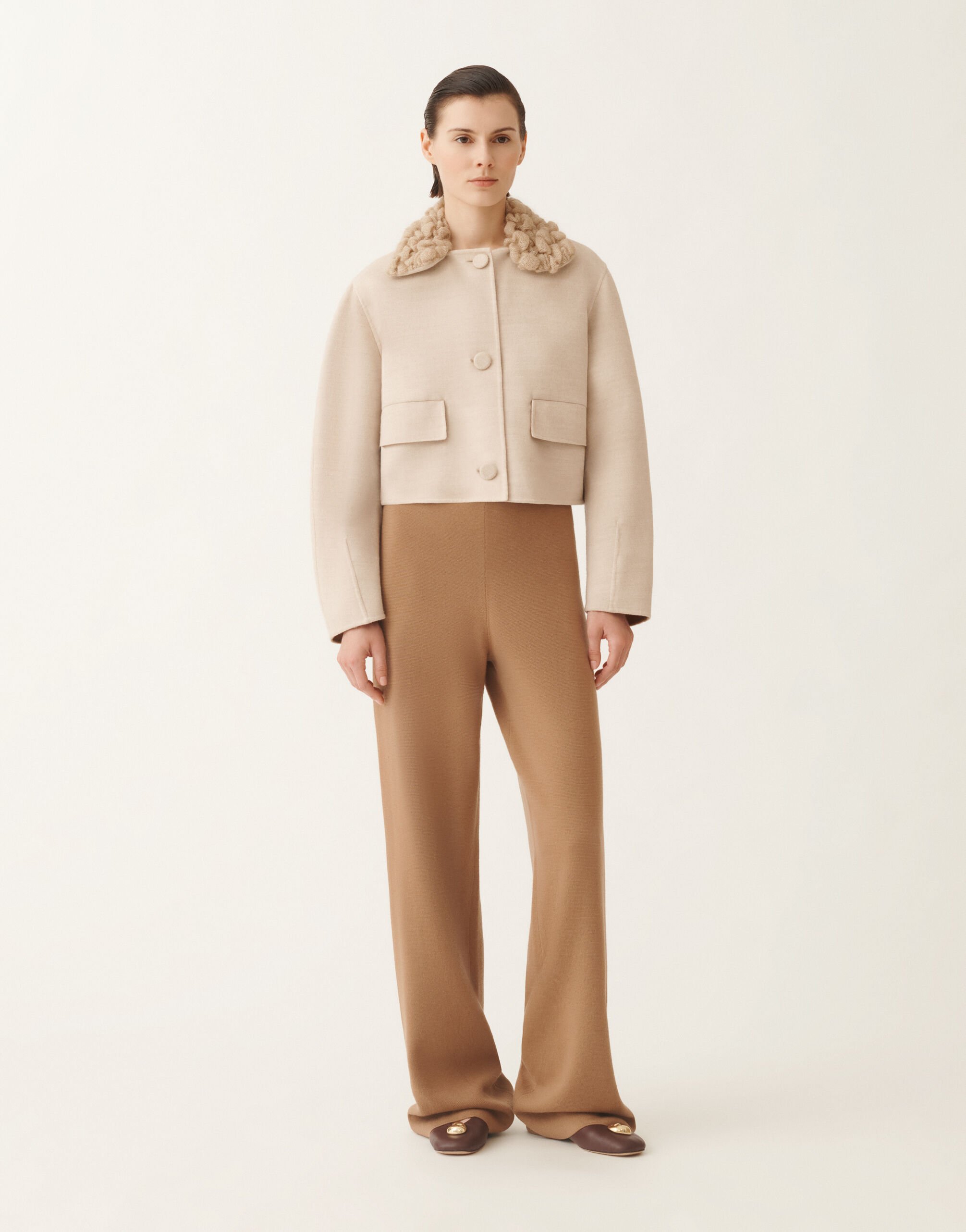 Fabiana Filippi Kurze Jacke aus Double-Wollgewebe, seilbraun und weidenfarben Beige CTD215F261L5110000