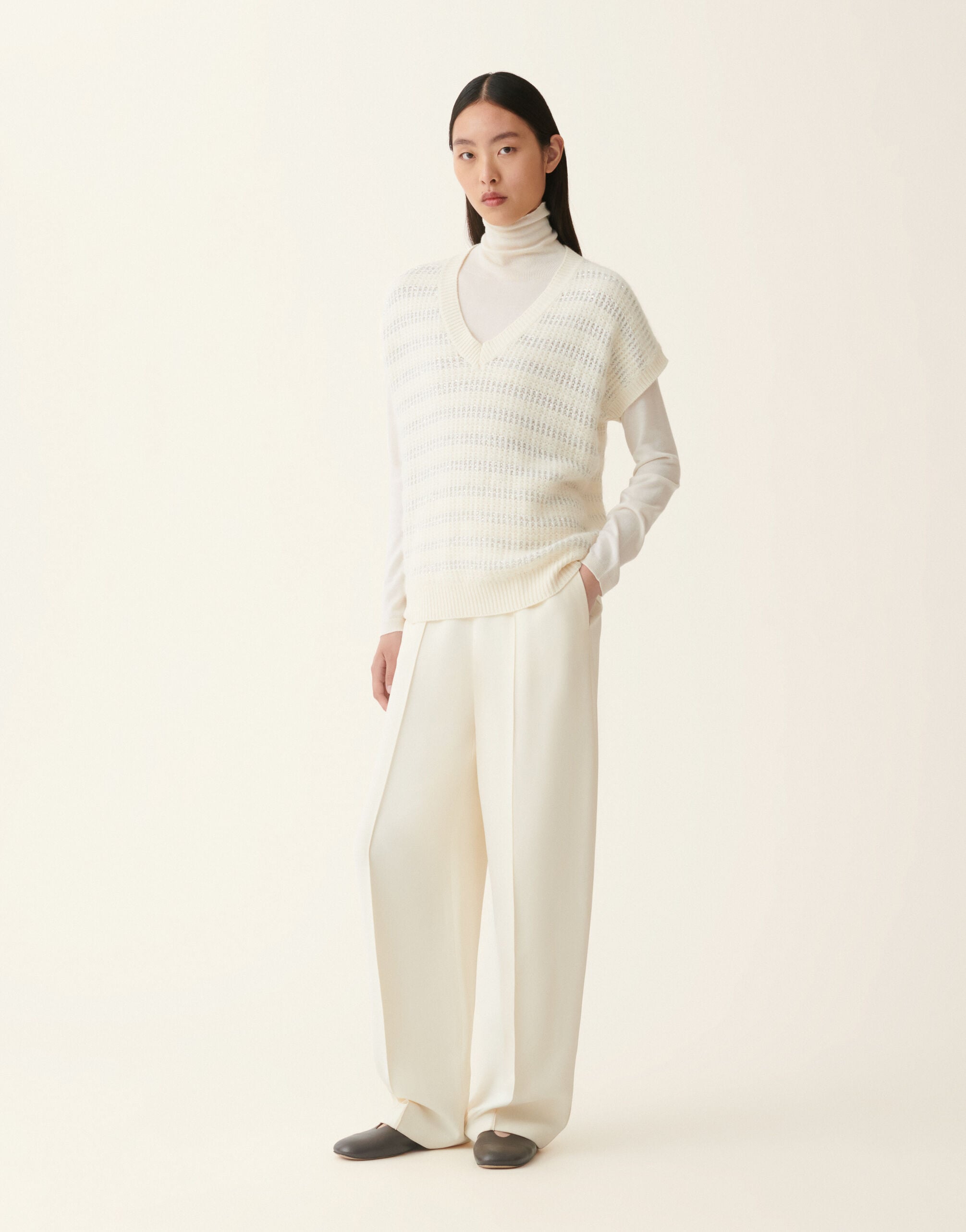 Platinum und Mohairpullover, Raffia Fabiana Filippi Platinum und Mohairpullover, Raffia Raffia MAD226F471M4200000