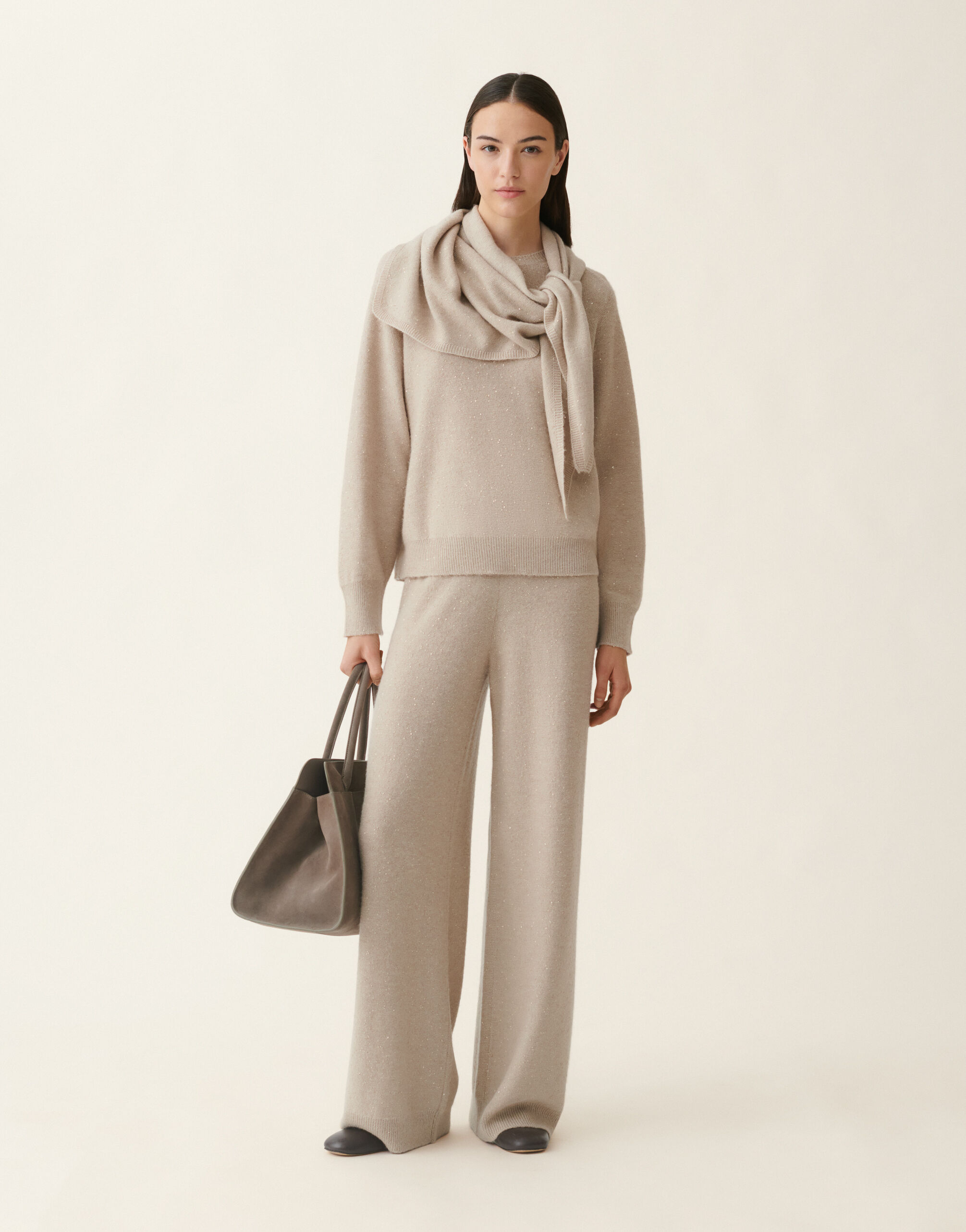 Pantalon en laine et soie avec paillettes, cachà Fabiana Filippi Pantalon en laine et soie avec paillettes, cachà Cachà PAD216F391D2960000