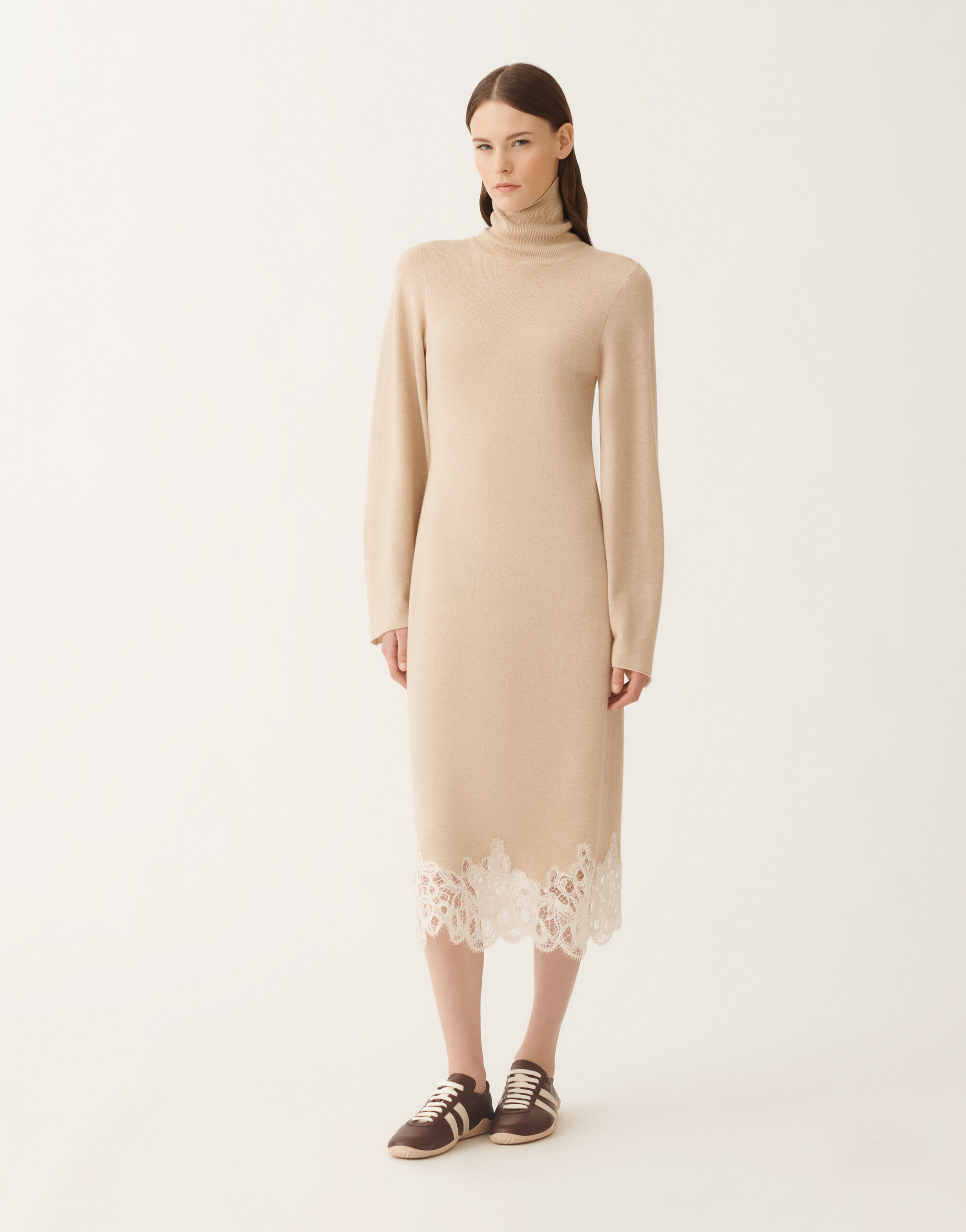Fabiana Filippi Kleid aus Platinum mit Makramee-Spitze, seilbraun Beige ABD215F148L5190000