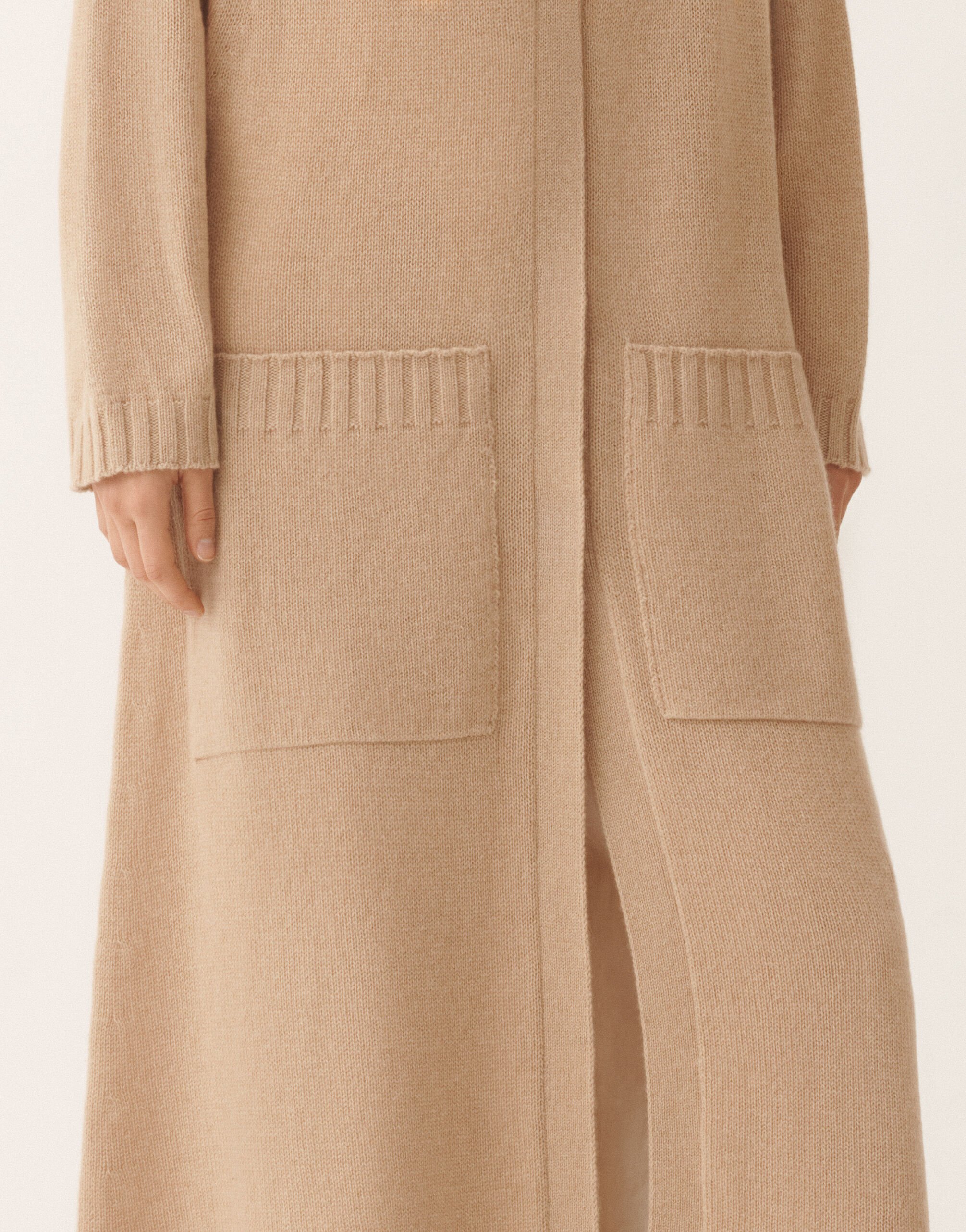 Cardigan in Platinum, beech Fabiana Filippi Cardigan in Platinum, beech Beech MAD266F026N1280000