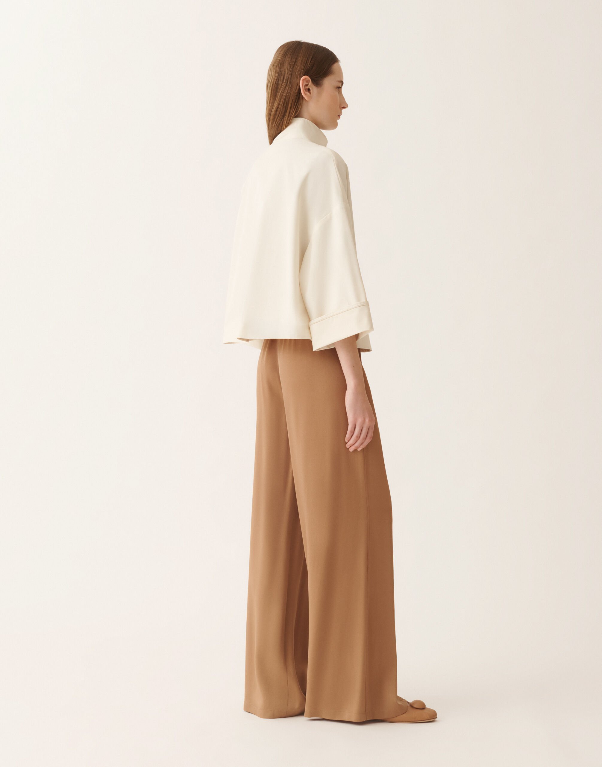 Fabiana Filippi Caban boxy en coton trench, beurre Beurre CTD266F422L9060000