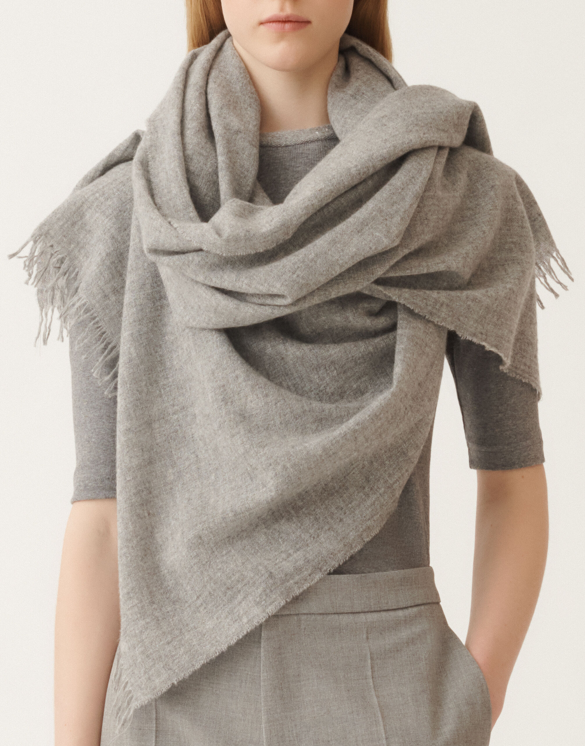Fabiana Filippi Sciarpa in Platinum, roccia Grigio SAD215A936L8430000