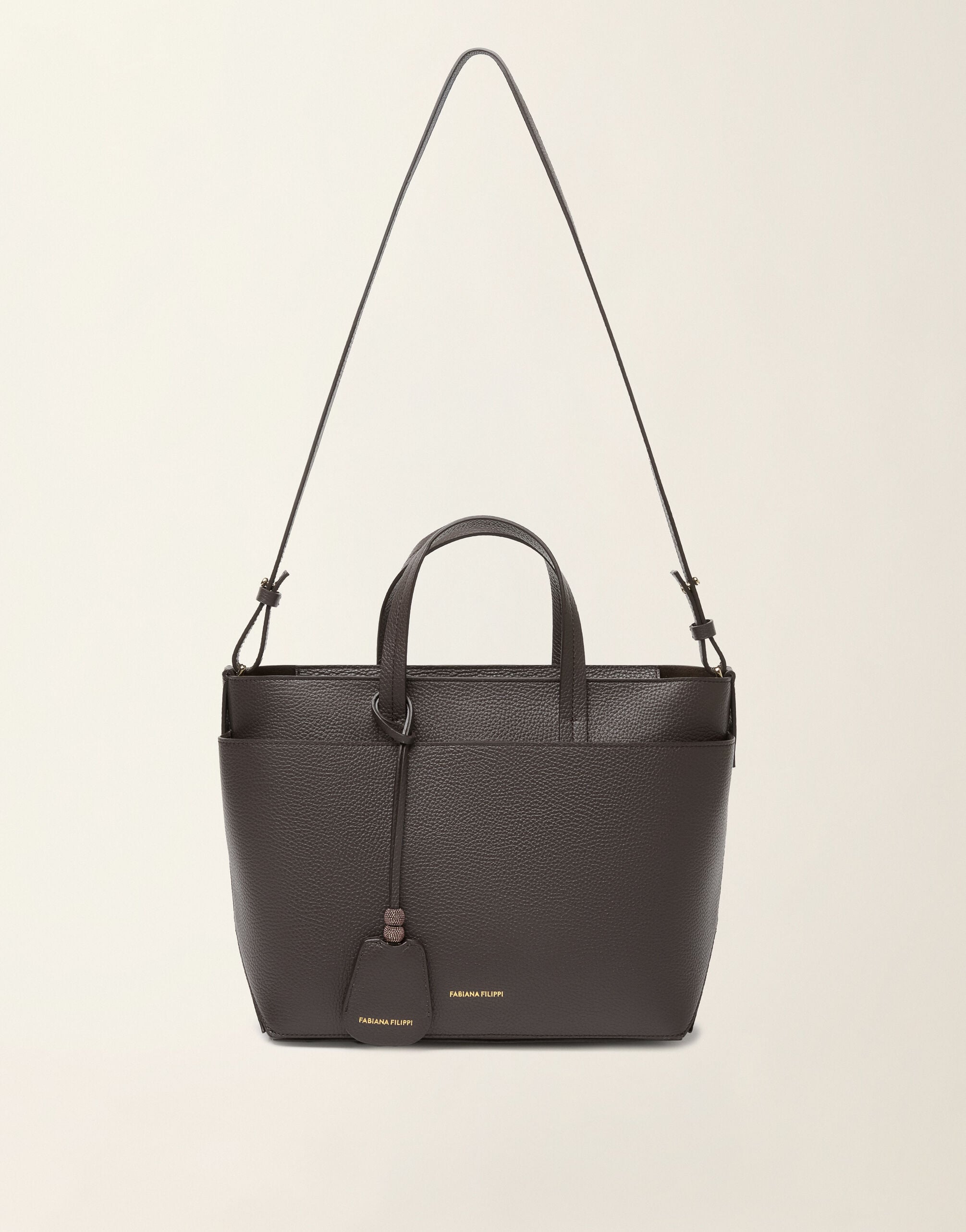 Large grained leather handbag, ebony Fabiana Filippi Large grained leather handbag, ebony Ebony BGD226A850M5620000