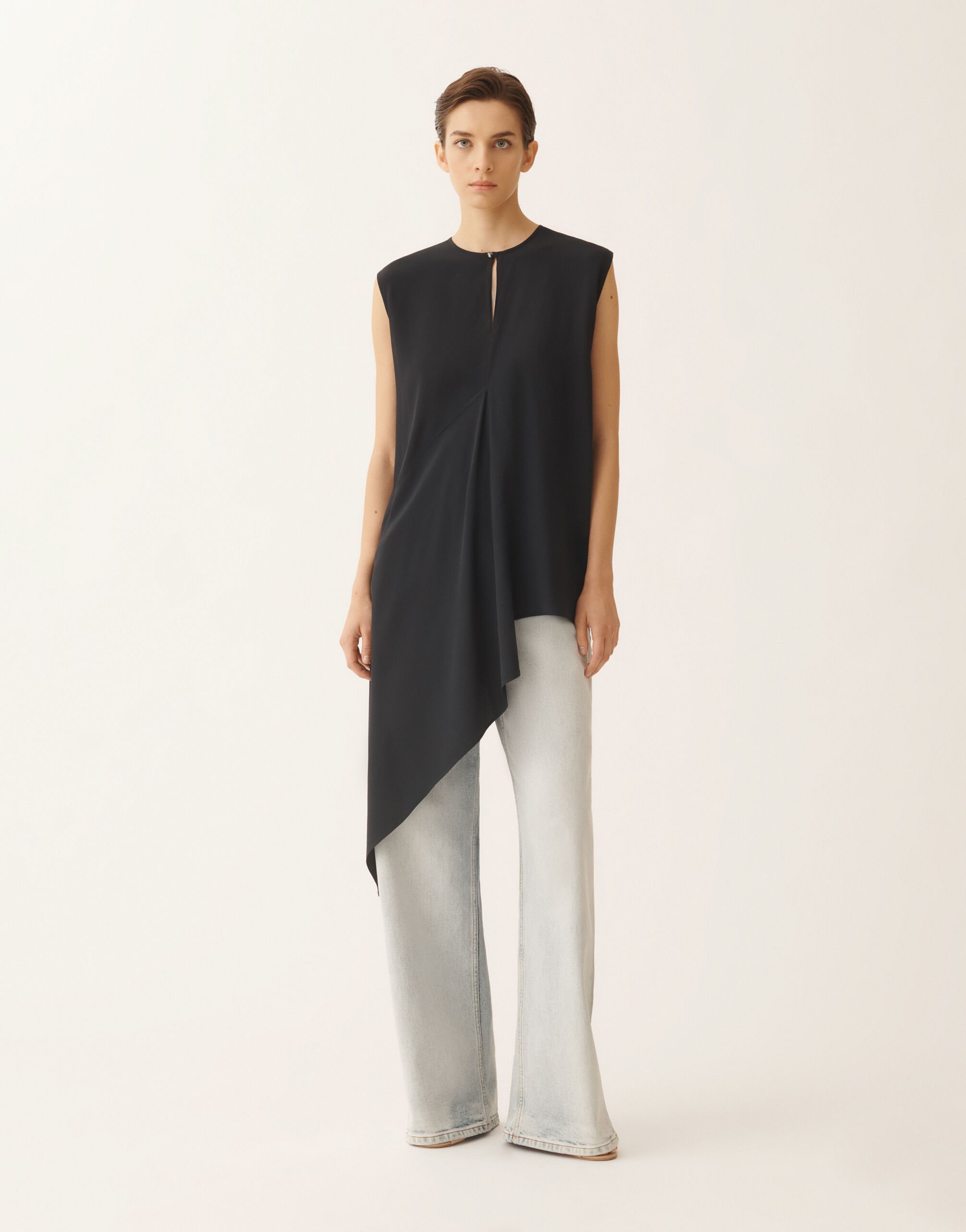 Fabiana Filippi Asymmetrical top in midnight blue crepe de chine Blue TPD266F288D9430000