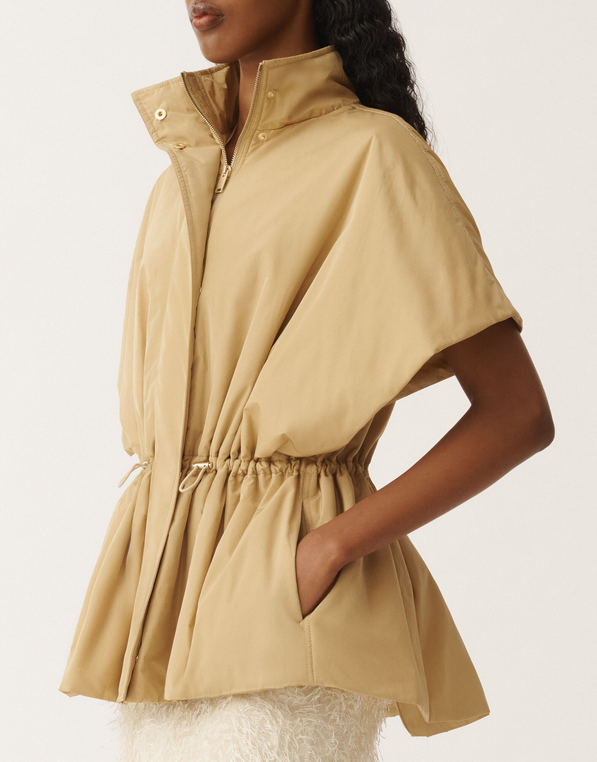 Fabiana Filippi Short technical taffeta cape, gold YELLOW CTD265F255L2950000