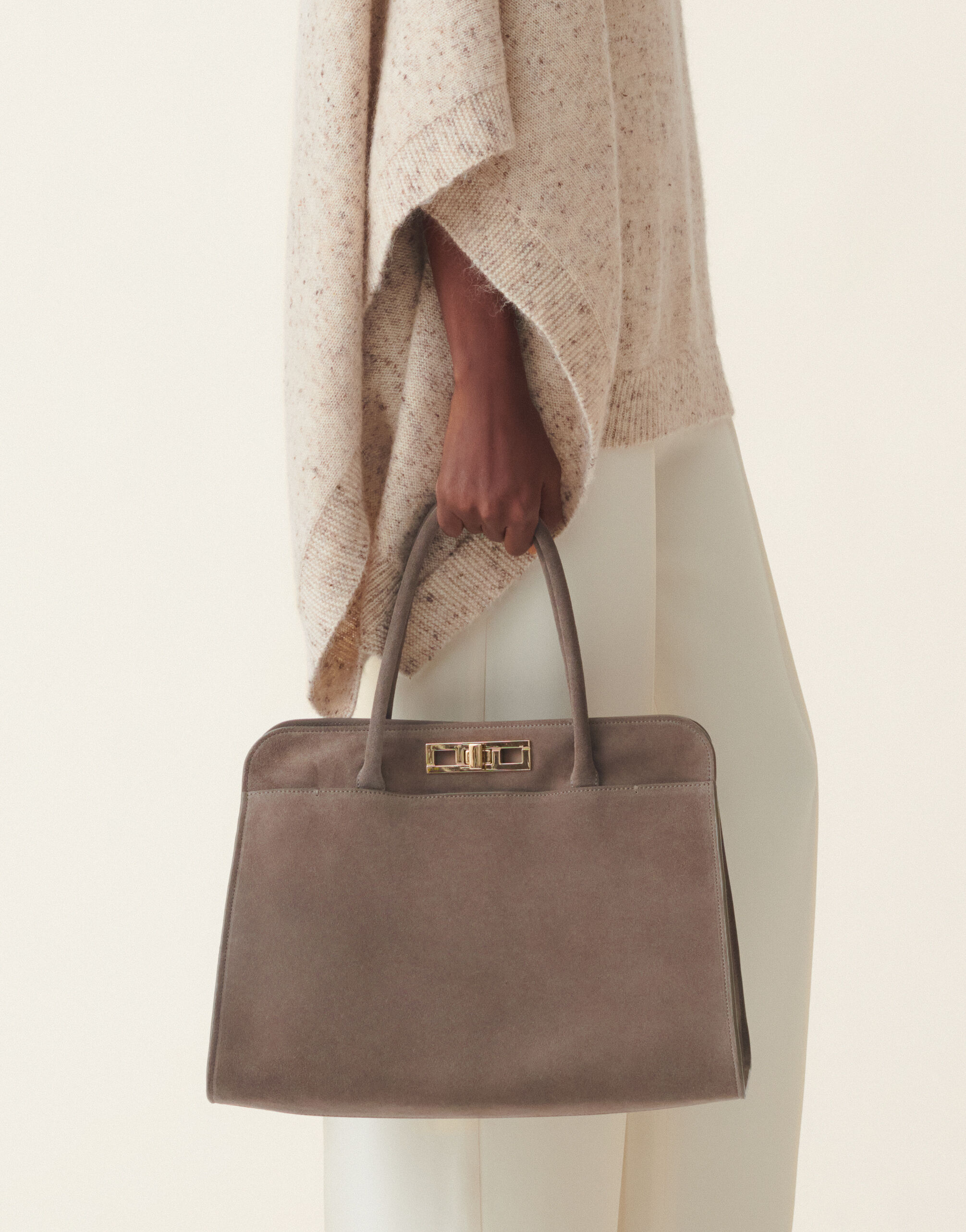 Fabiana Filippi Grand sac à main en daim, moka meringue Moka meringue BGD216A851M5000000