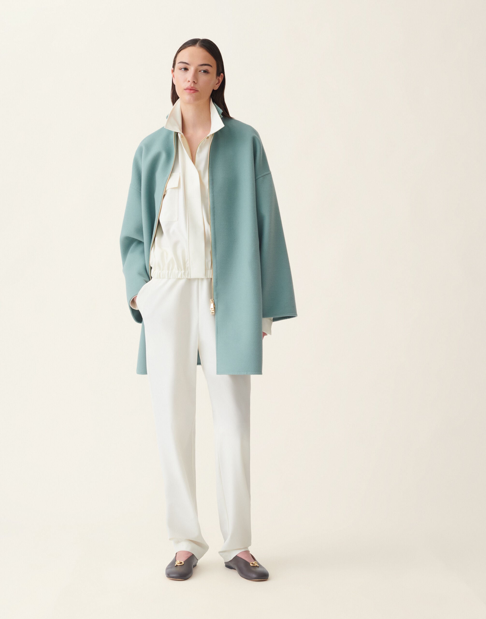 Bomber en tecno tailoring, mantequilla Fabiana Filippi Bomber en tecno tailoring, mantequilla Mantequilla GCD216F266M5210000