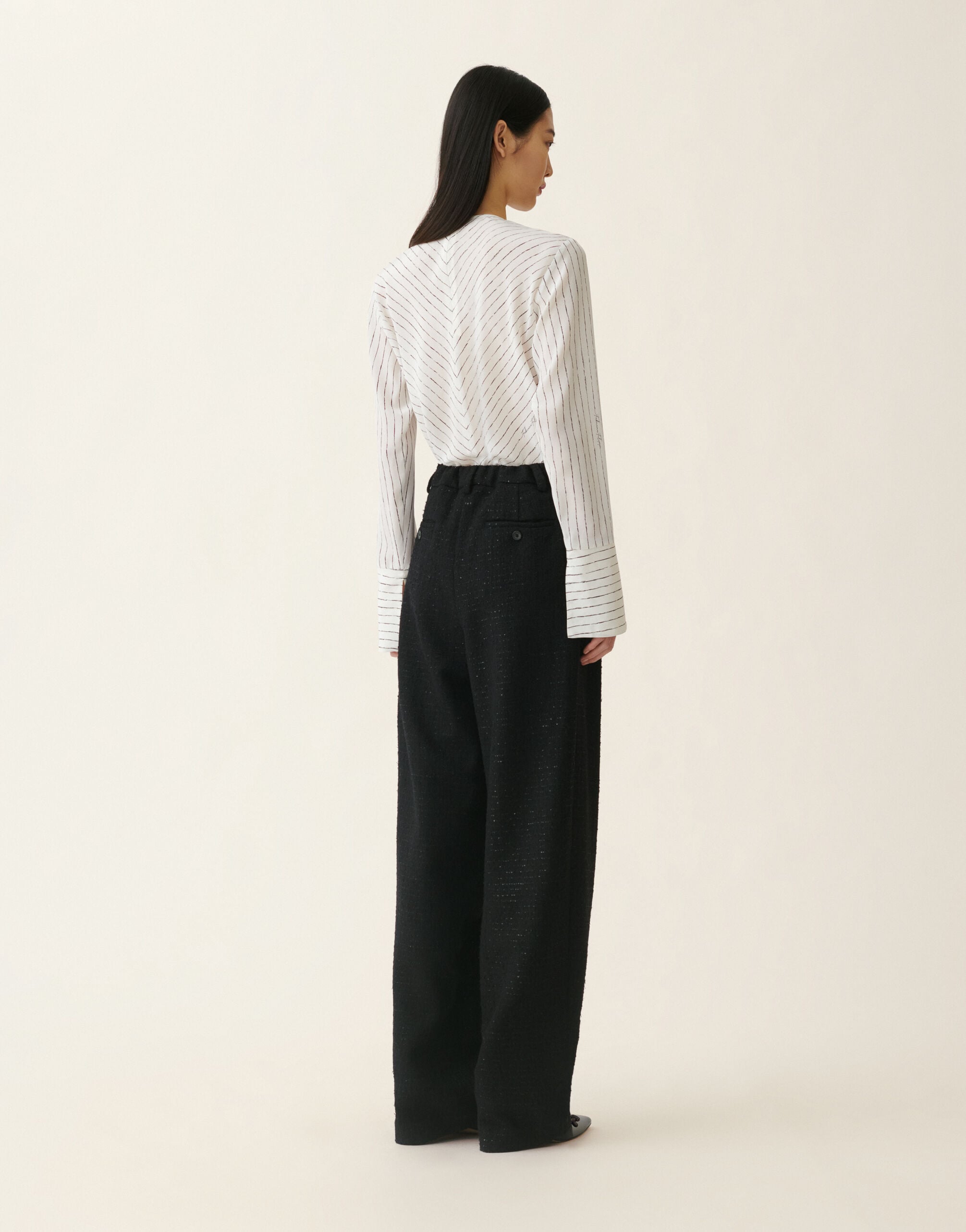 Triple-pleat sequin fabric trousers, black Fabiana Filippi Triple-pleat sequin fabric trousers, black Black PAD226F718M4060000