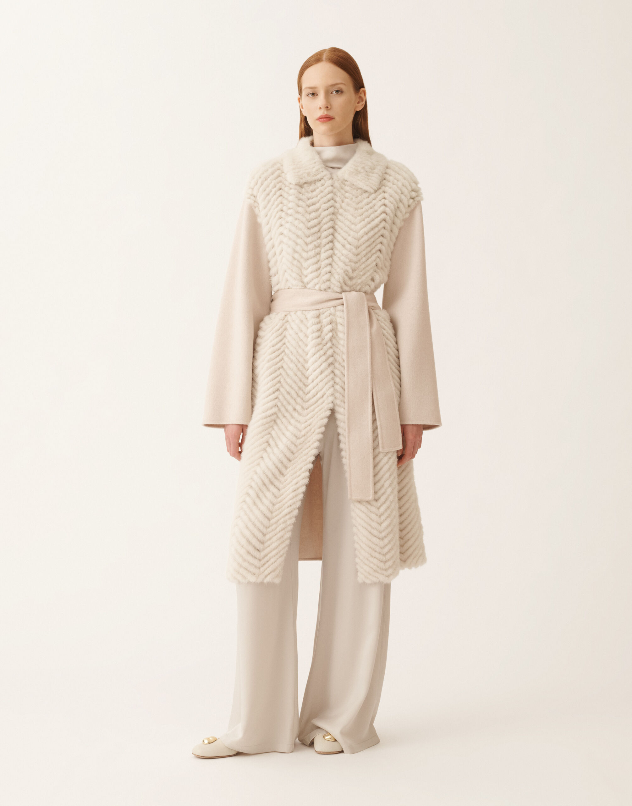 レディースMink chevron coat, pearl and greige レザー＆ファー