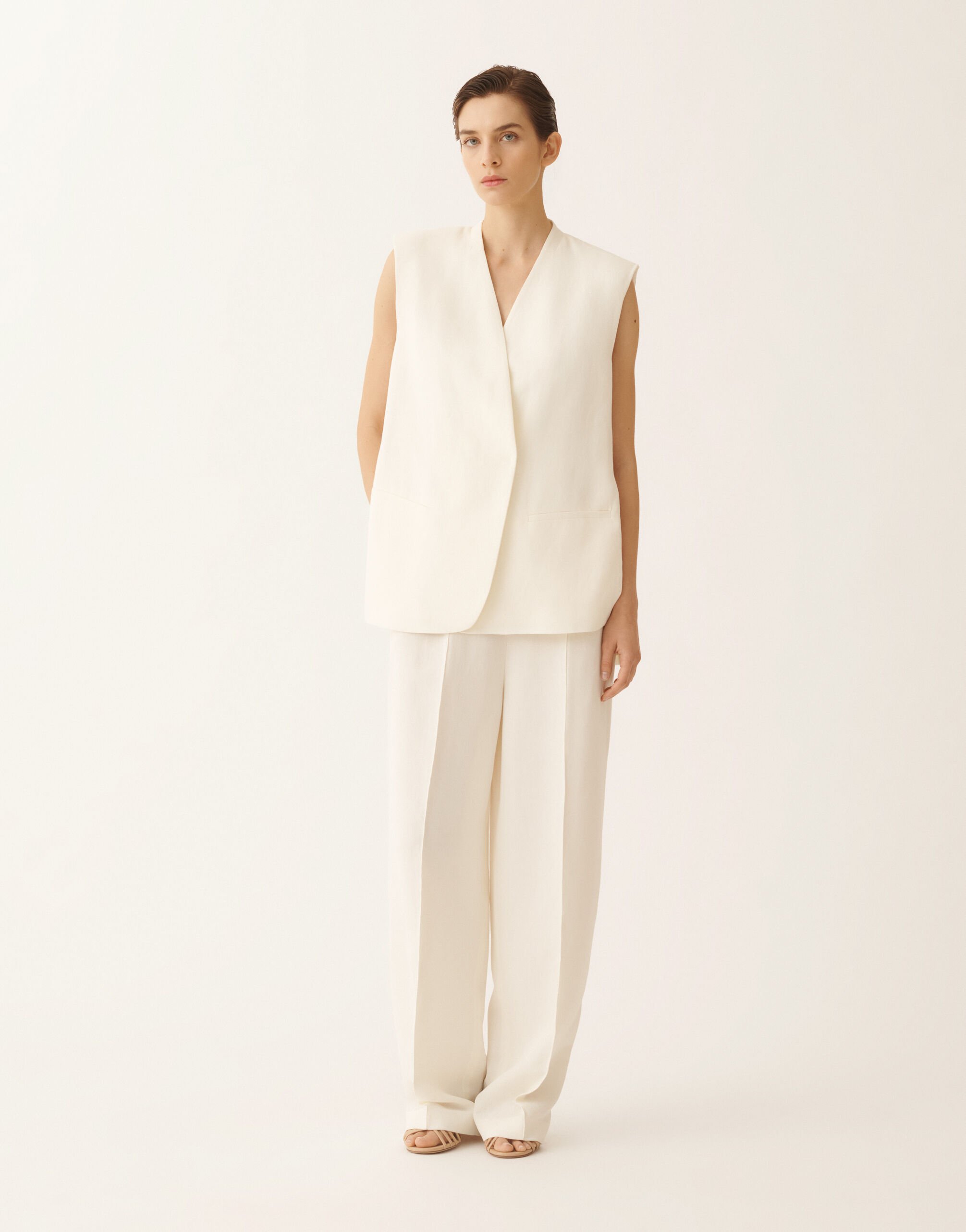 Fließende Weste aus Leinen und Viskose, Butterfarbe Fabiana Filippi Fließende Weste aus Leinen und Viskose, Butterfarbe BUTTER GCD276F660D5440000