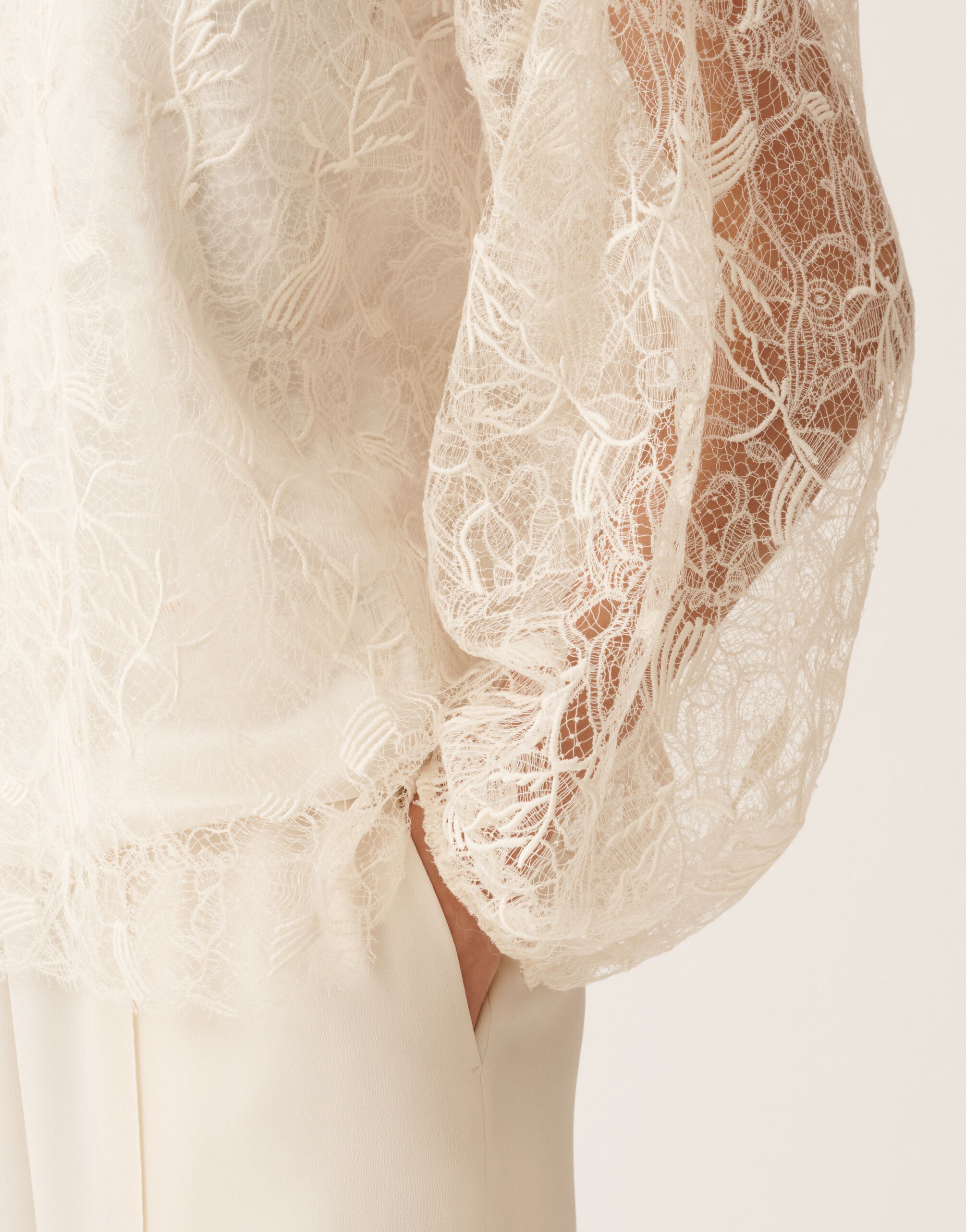 Fabiana Filippi Top de encaje, mantequilla MANTEQUILLA TPD276F749D9710000