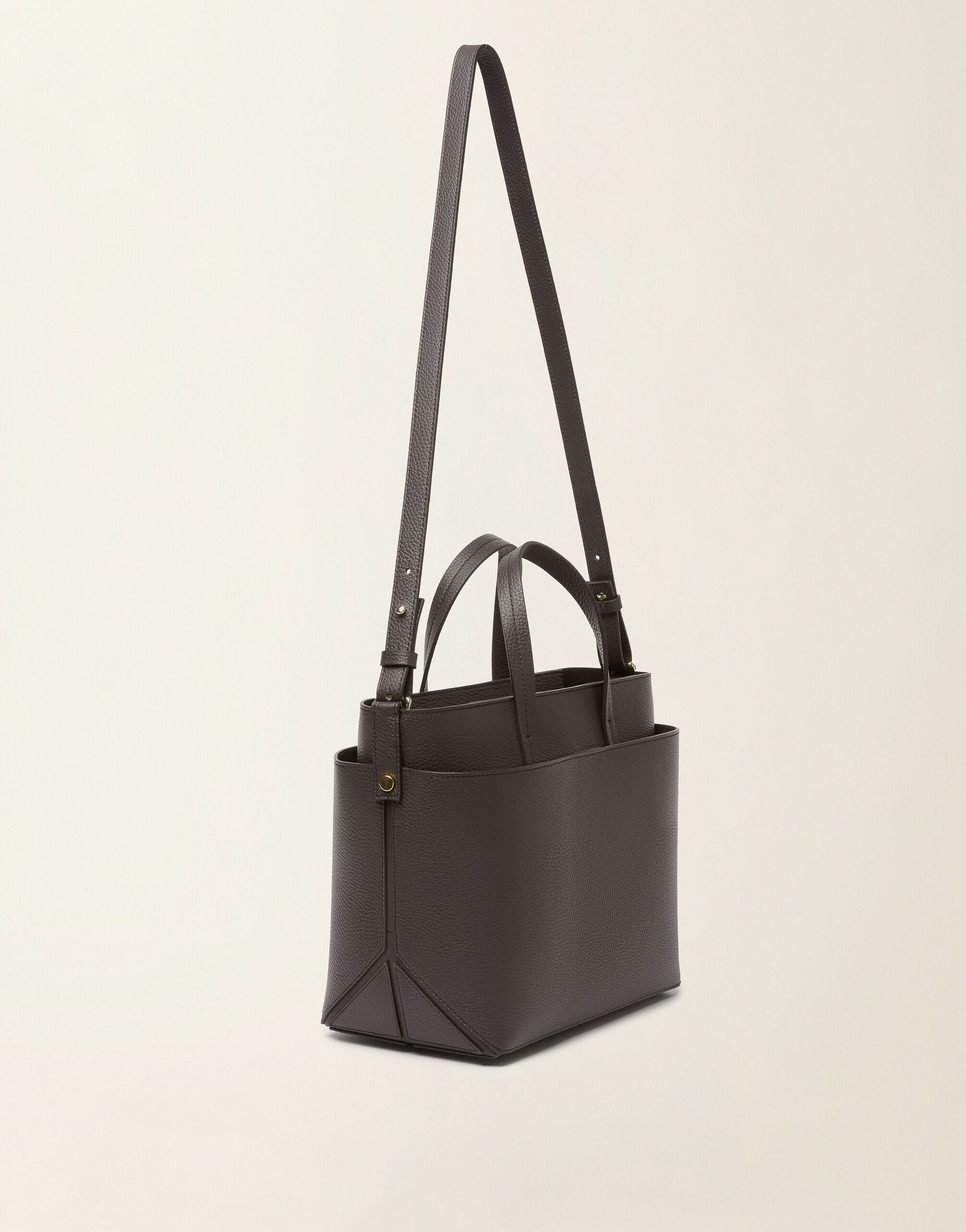Large grained leather handbag, ebony Fabiana Filippi Large grained leather handbag, ebony Ebony BGD226A850M5620000