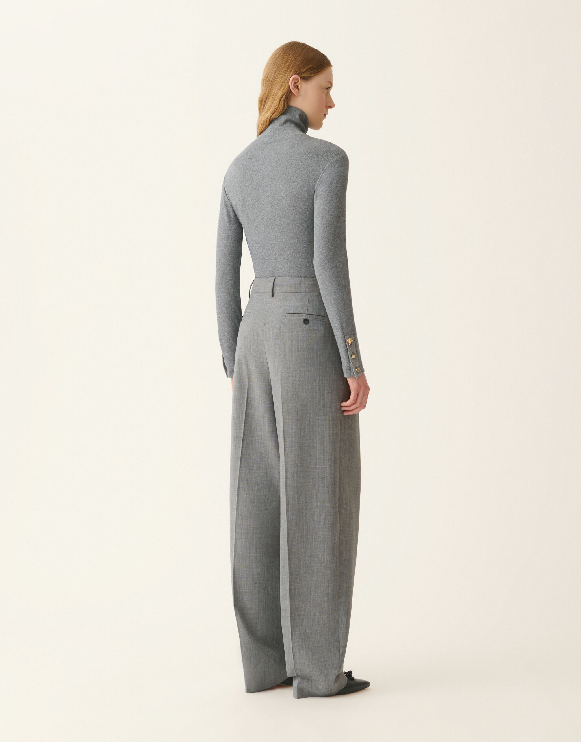 Cool wool trousers with triple pleats, melange stone Fabiana Filippi Cool wool trousers with triple pleats, melange stone Melange stone PAD226F718M3860000