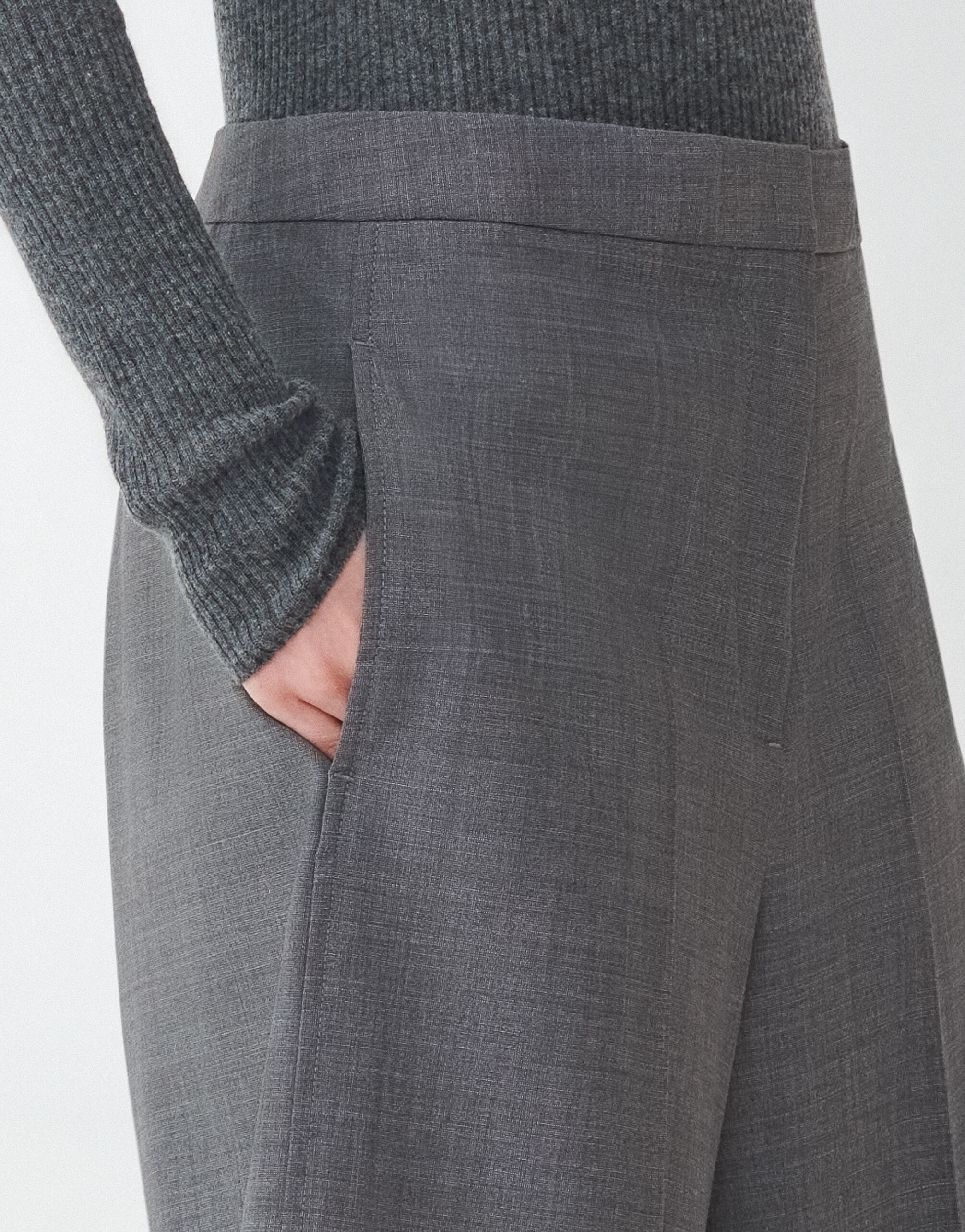 FABIANA FILIPPI COOL WOOL BERMUDA SHORTS