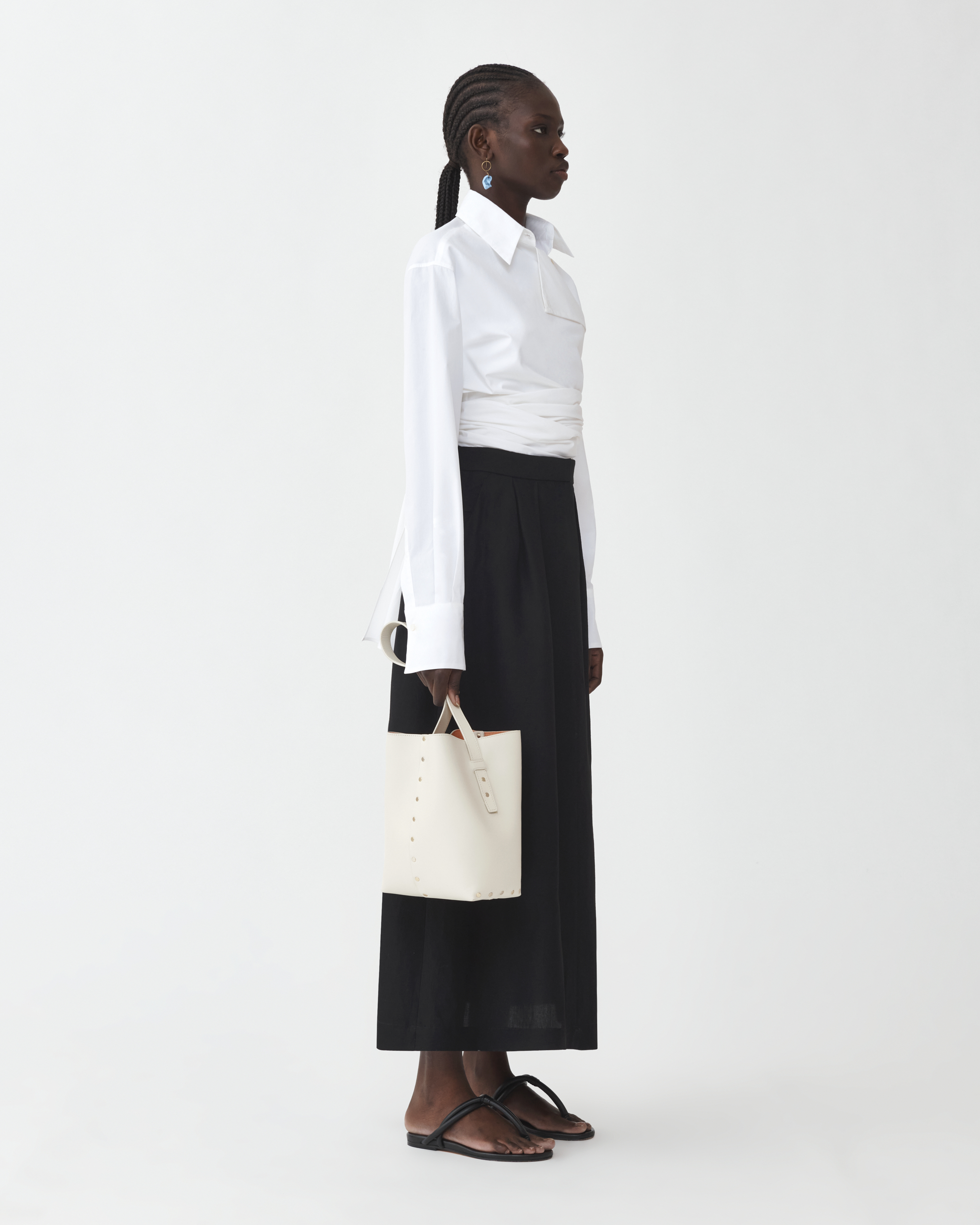 Shop Fabiana Filippi Viscose Linen Skirt With Waist Darts In Black