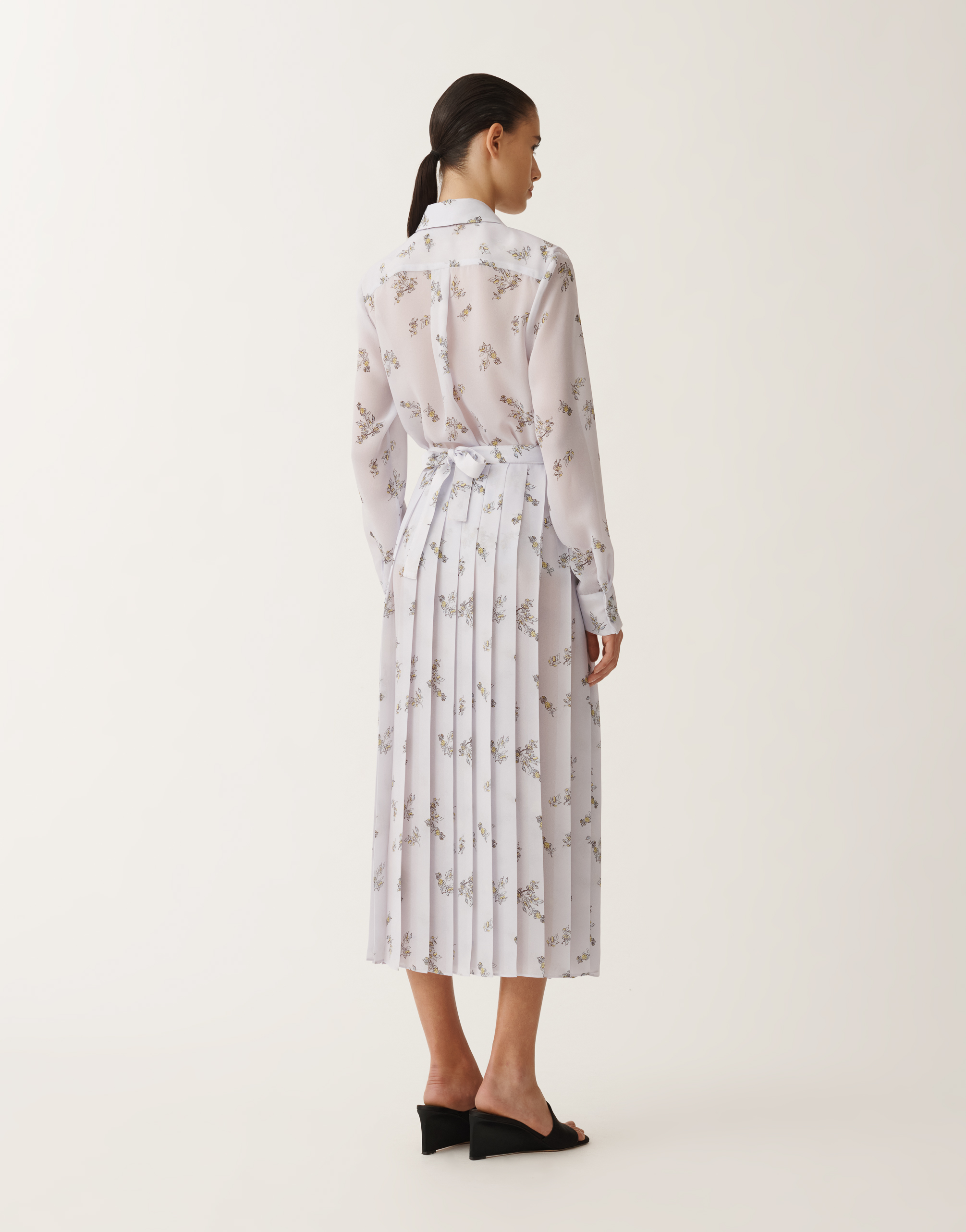 Shop Fabiana Filippi Georgette Skirt With Painted Botanical Print In Lavender