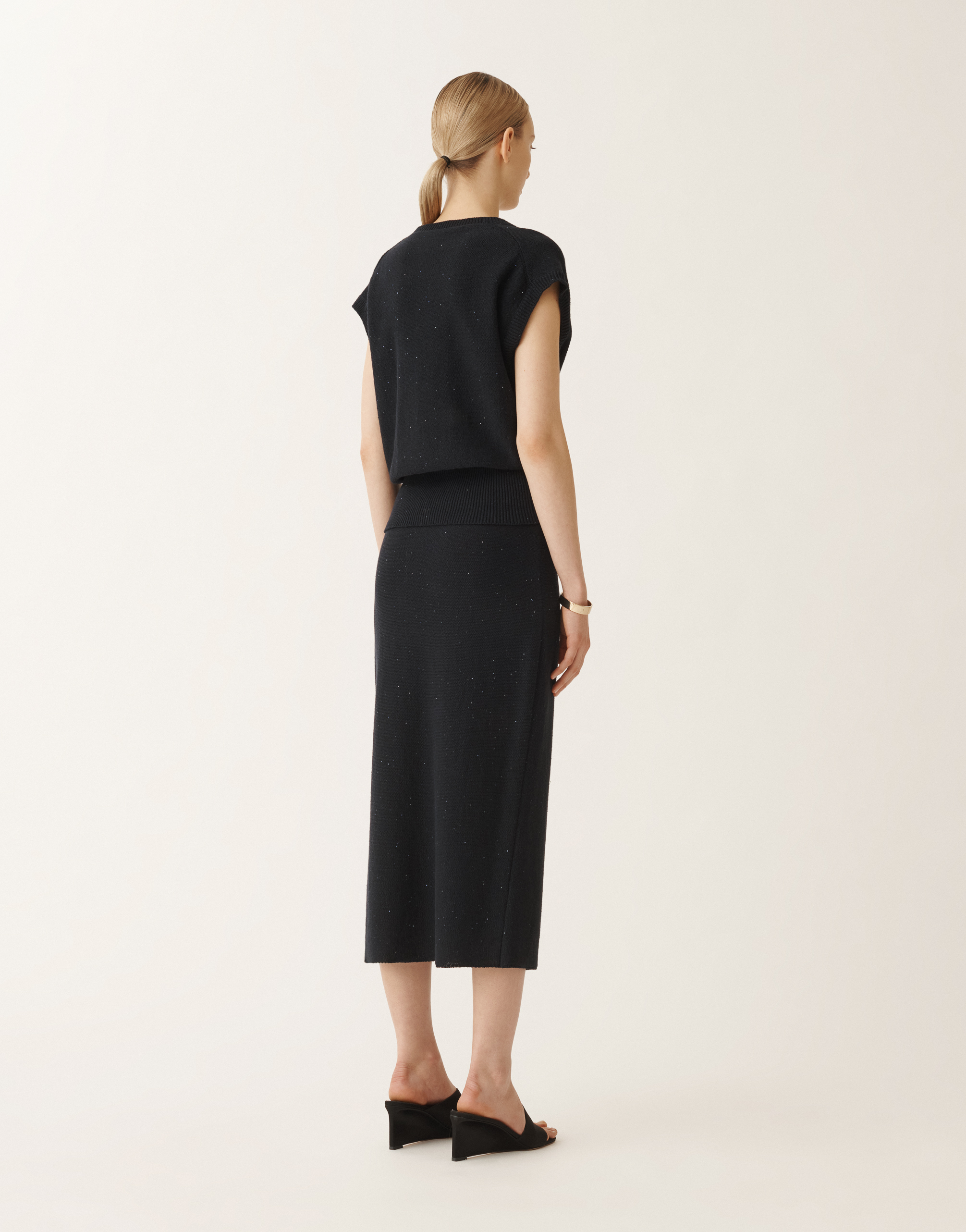 Shop Fabiana Filippi Cotton And Linen Gilet With Sequins In Blue