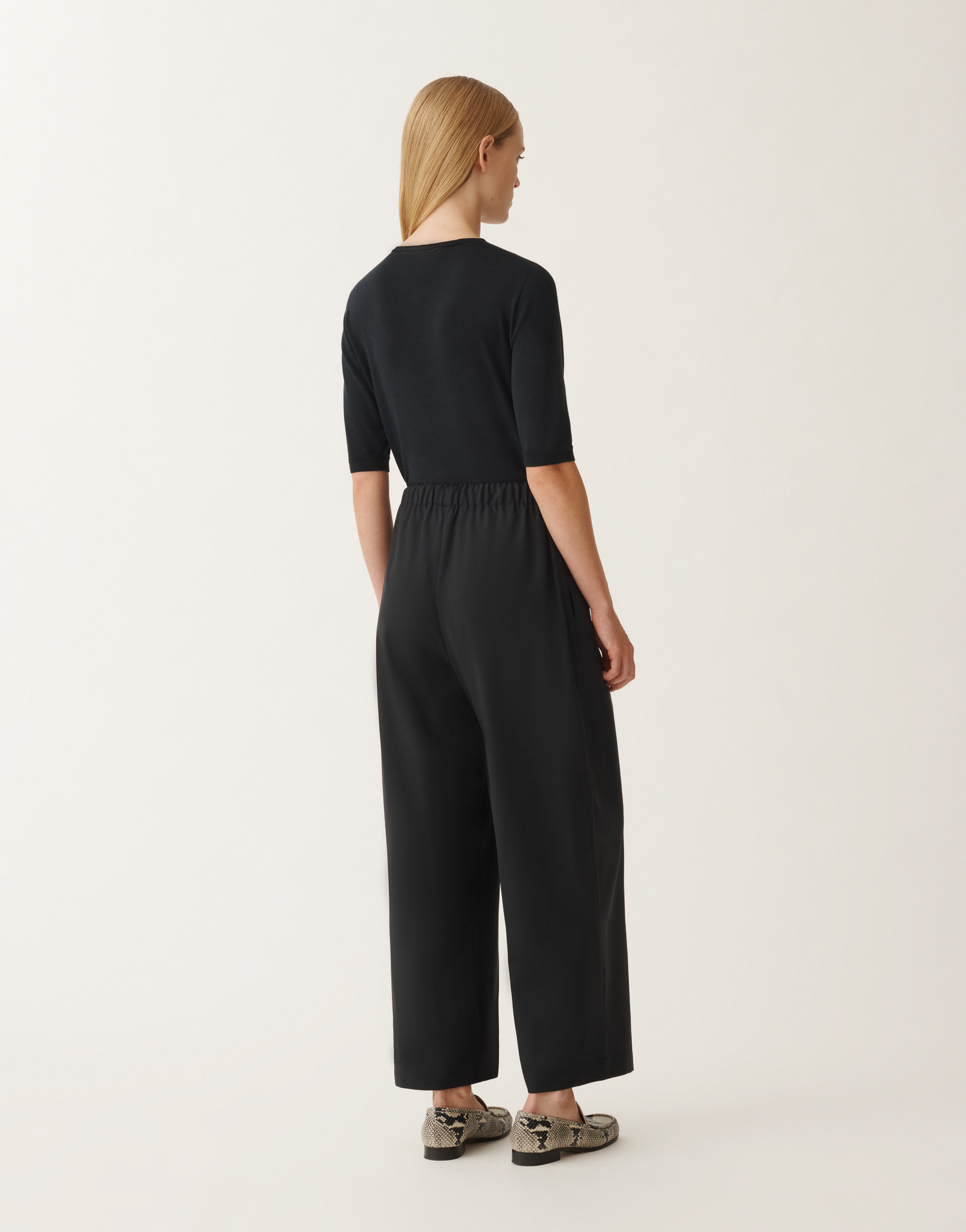 Shop Fabiana Filippi Trevi Cool Wool Trousers In Blue