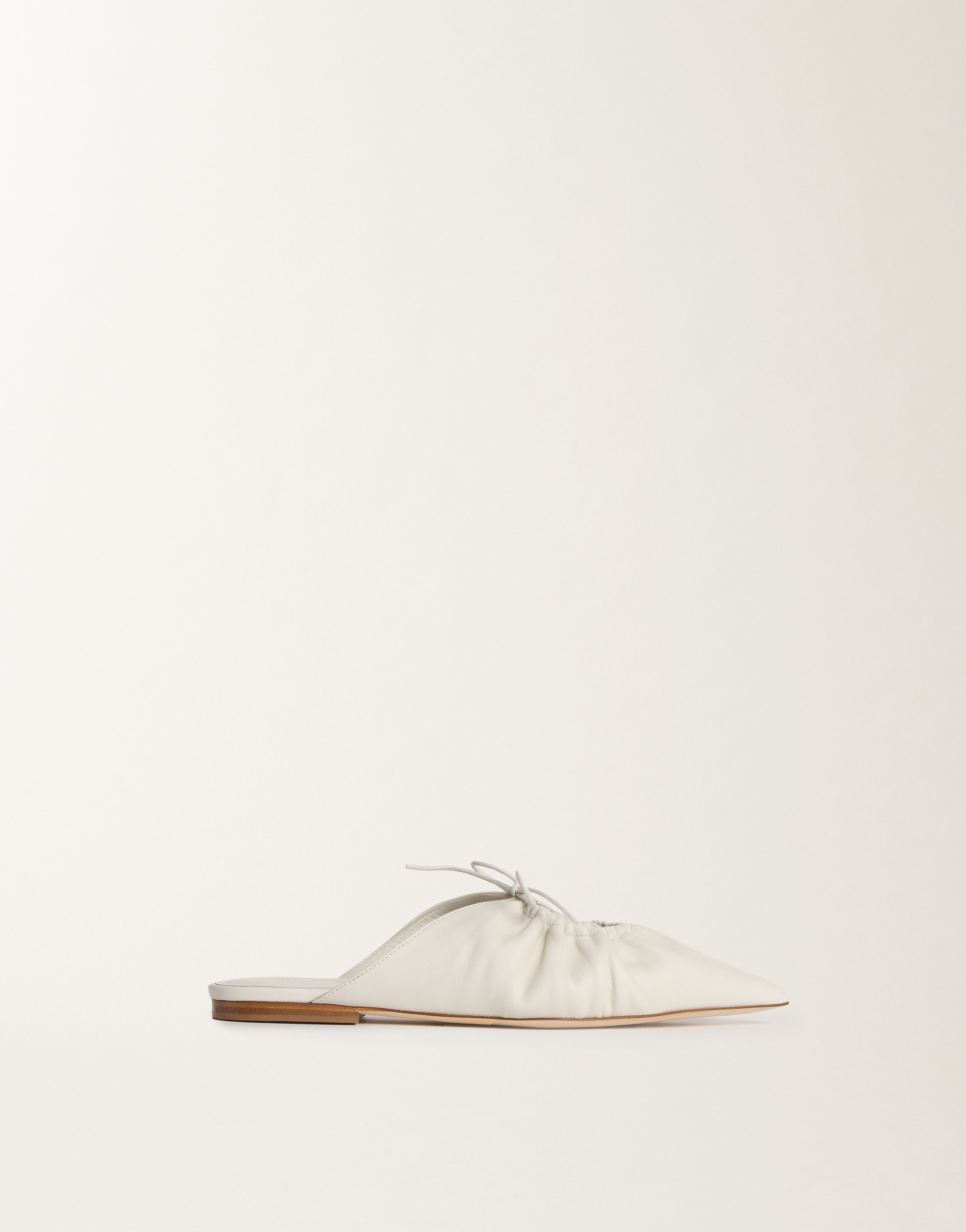 Fabiana Filippi Nappa Leather Pointed Mules In Butter
