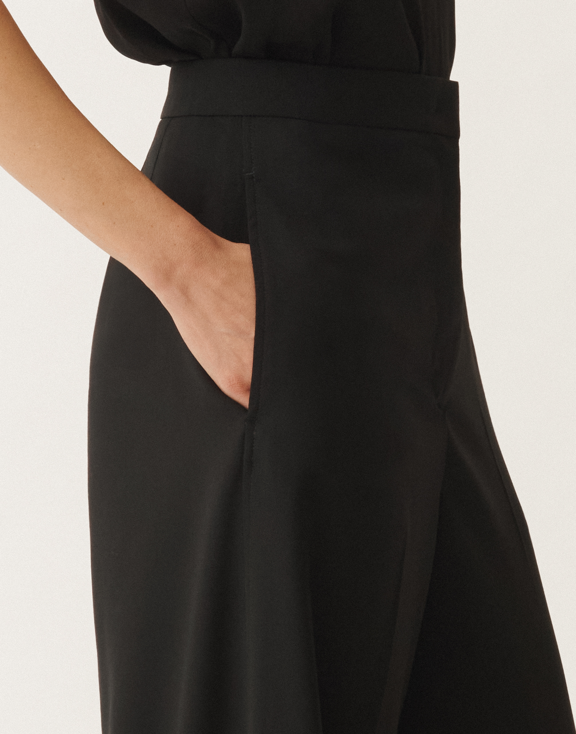 Fabiana Filippi Bistretch Wool Wide Leg Trousers In Black