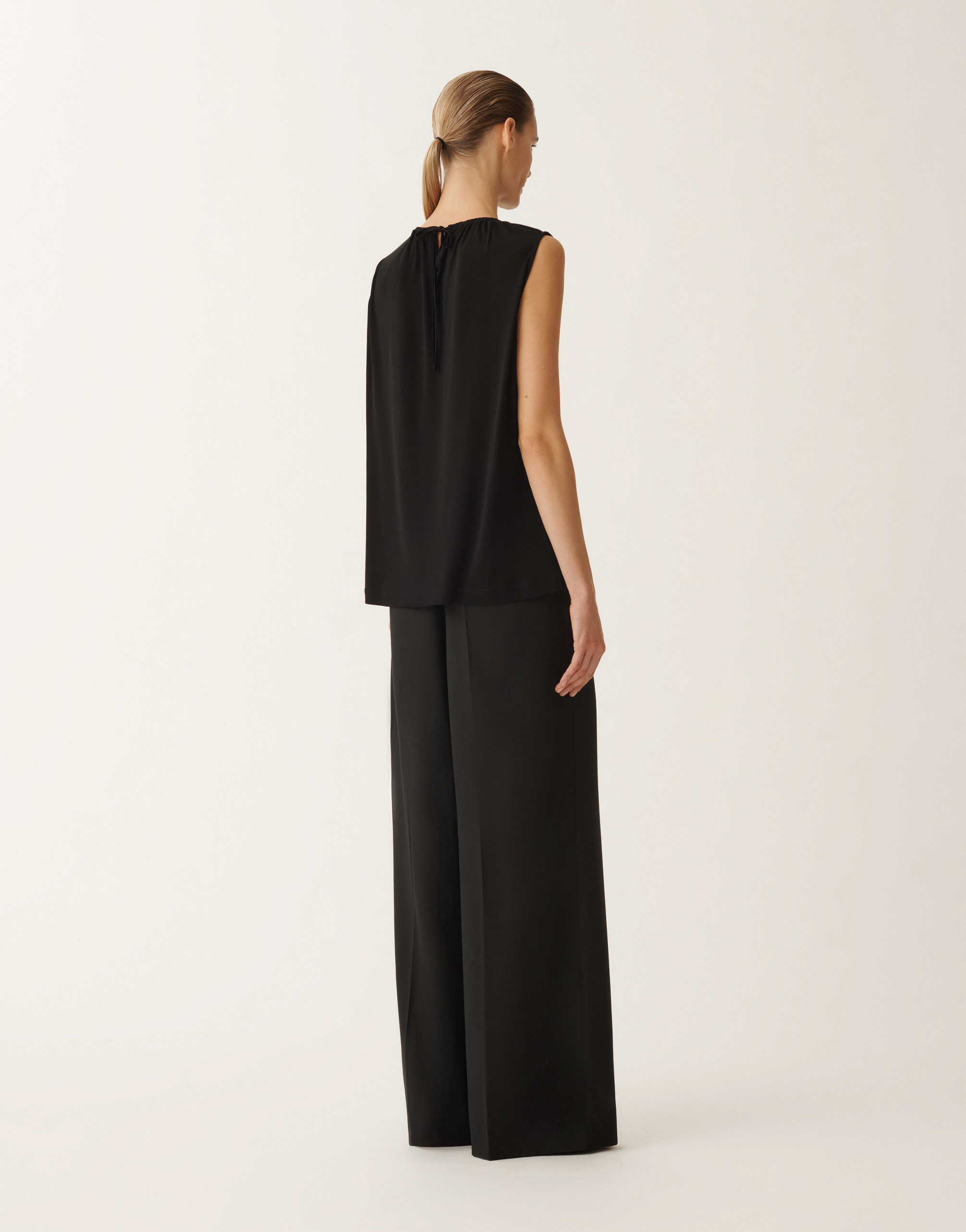 Fabiana Filippi Fluid Viscose Jersey Top In Black