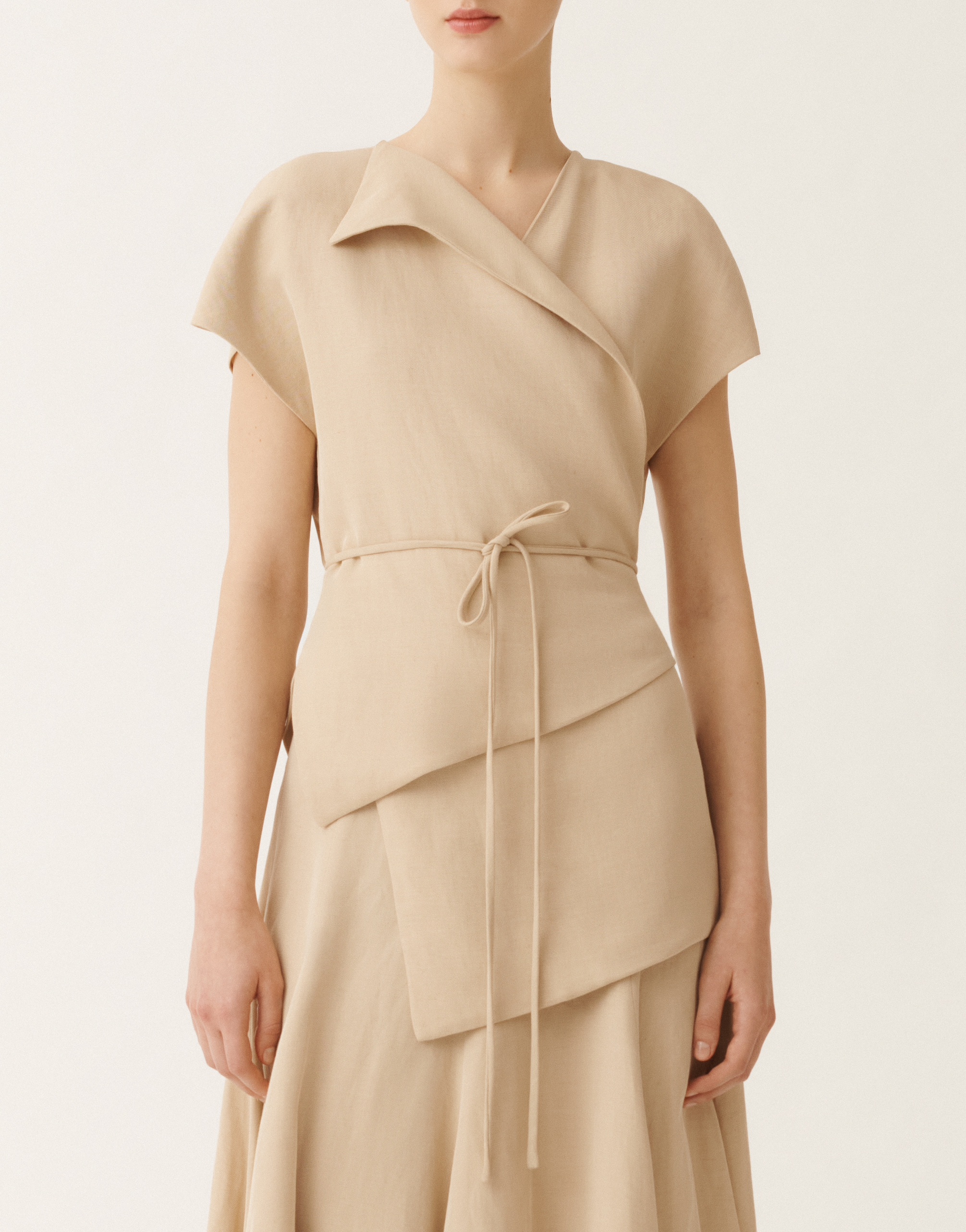Fabiana Filippi Linen And Viscose Wrap Top In Sand