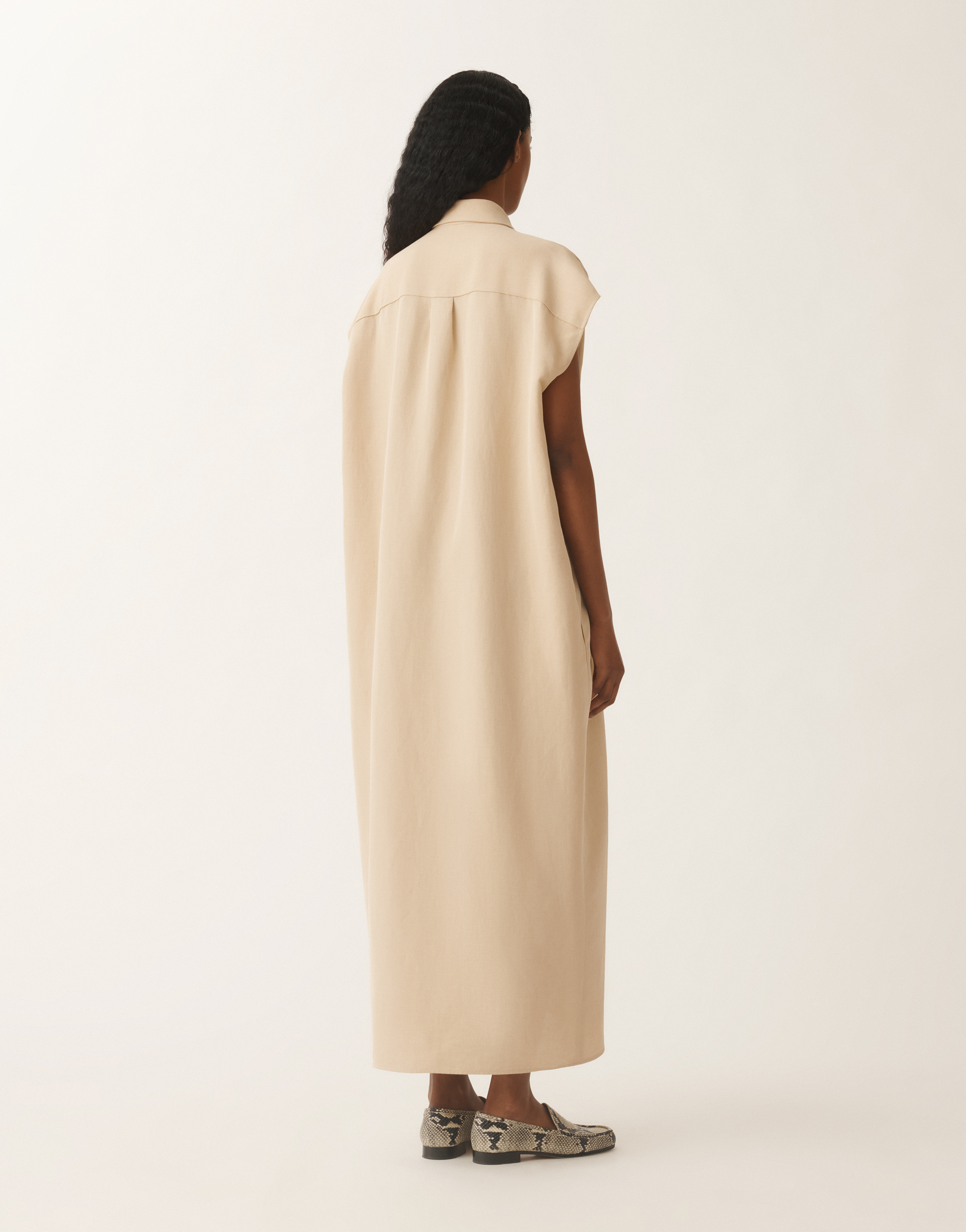 Fabiana Filippi Linen And Viscose Shirt Dress In Sand