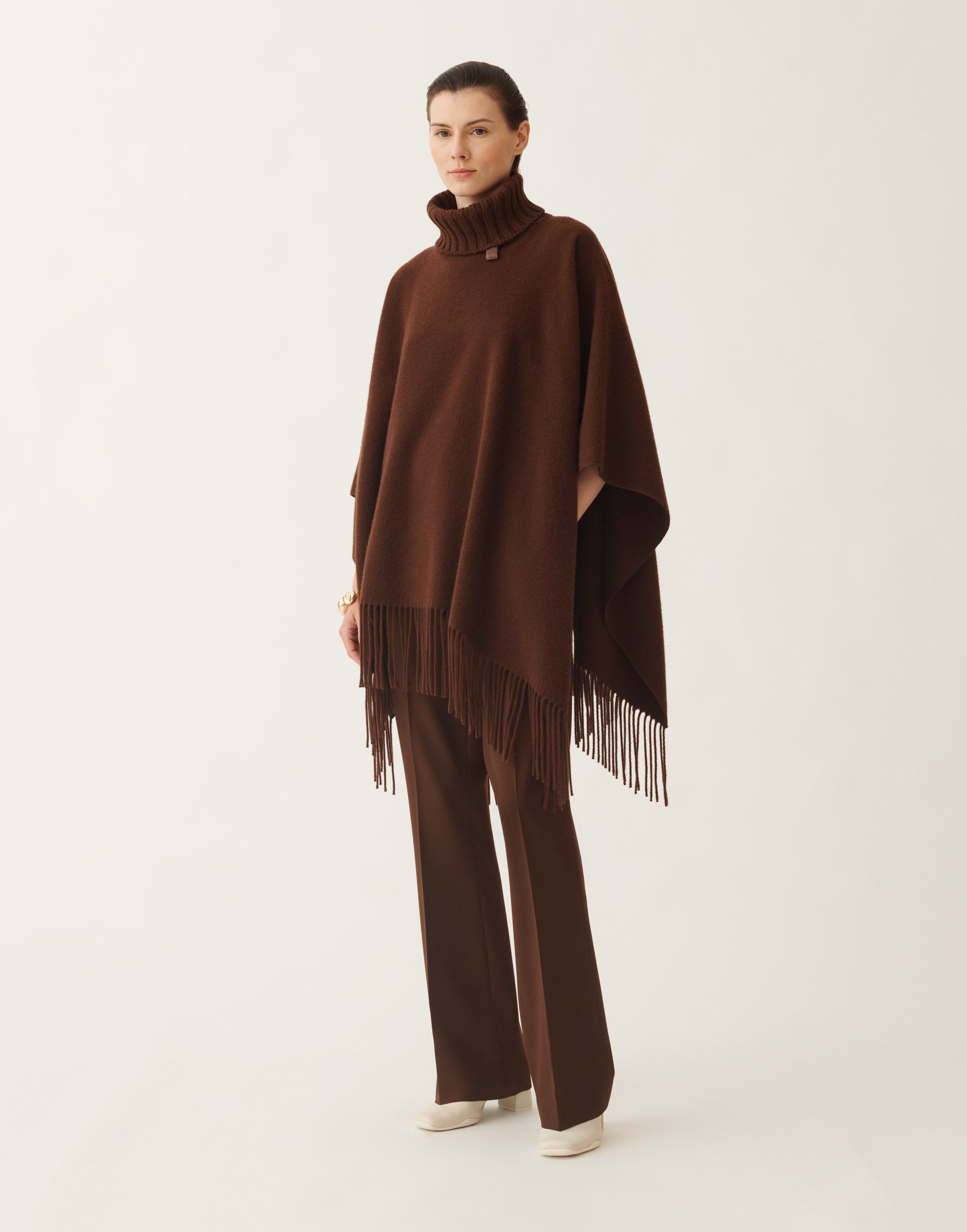 Fabiana Filippi Cape In Platinum In Brown