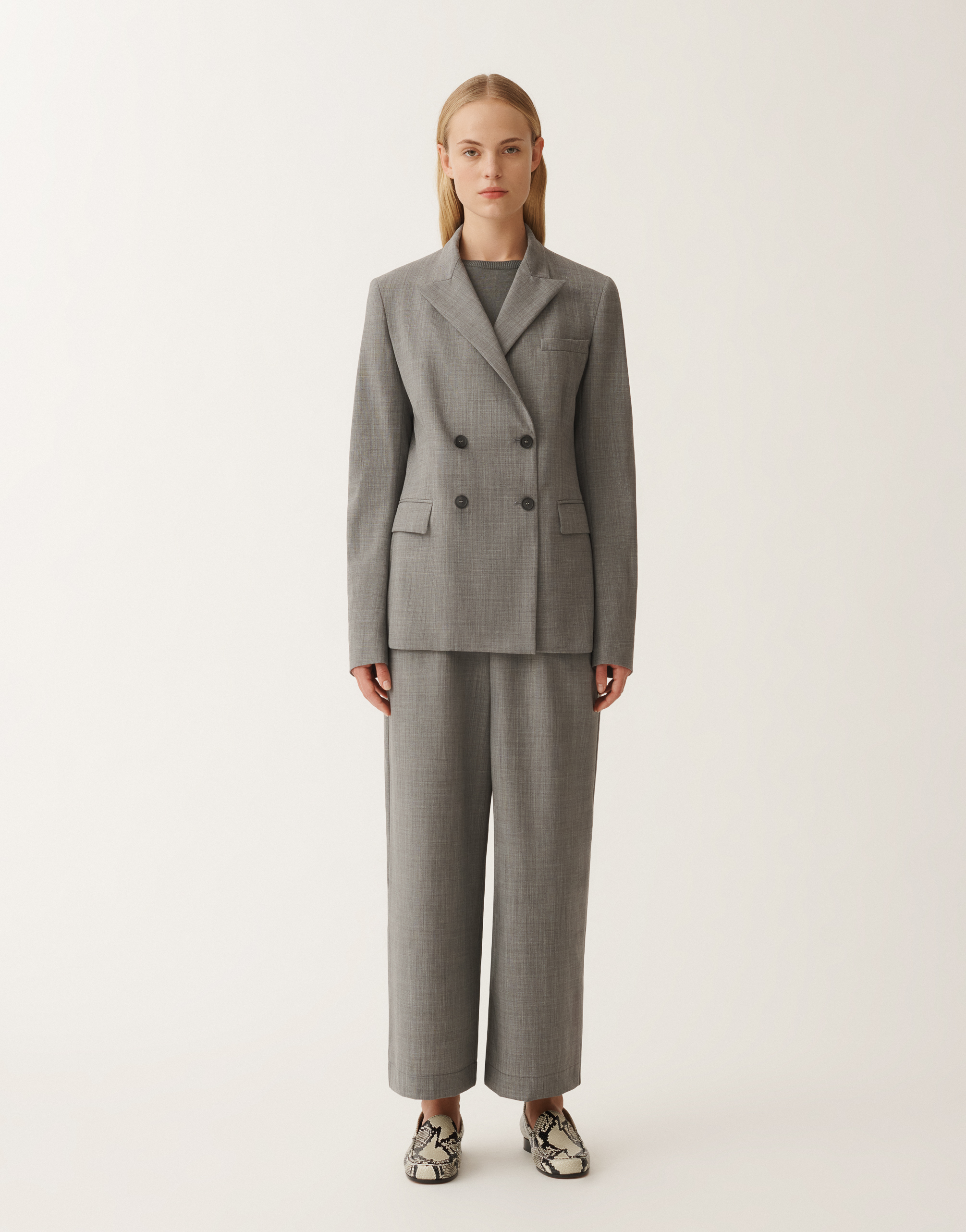 Fabiana Filippi Cool Wool Double-breasted Jacket In Grey
