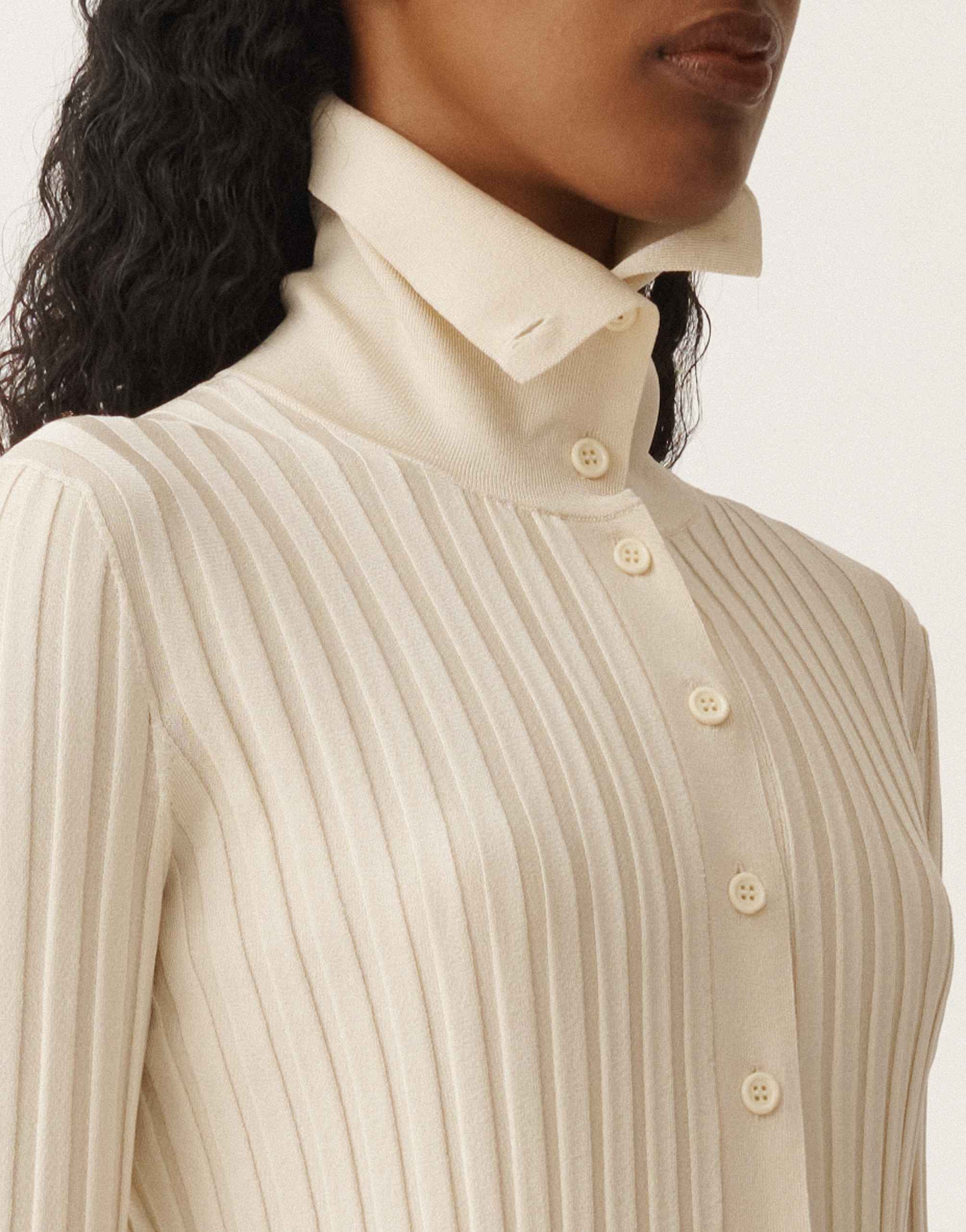 Fabiana Filippi Ribbed High Collar Top With Button-down Front In White