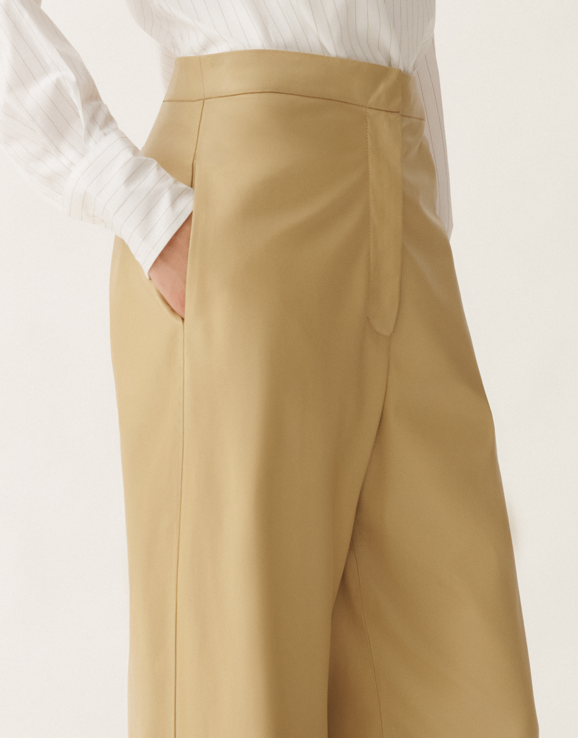 Fabiana Filippi Norcia Lightweight Nappa Leather Trousers In Yellow