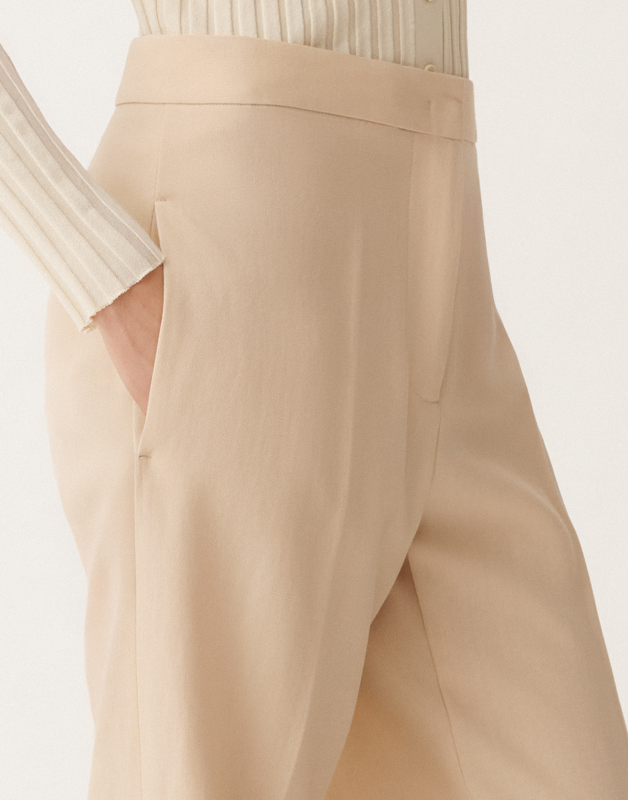 Fabiana Filippi Deruta Wool And Linen Mat Trousers In Brown