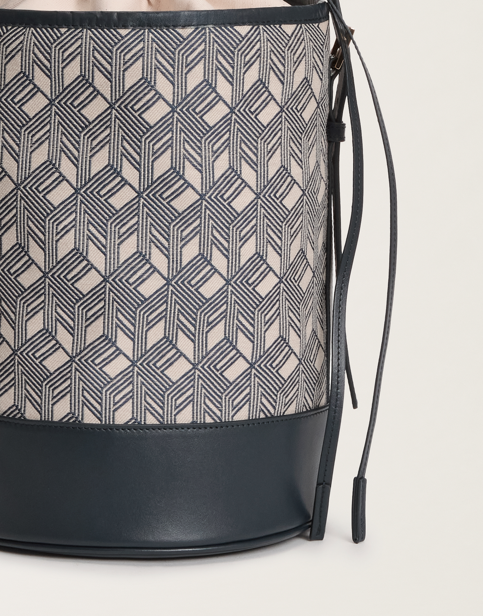 Fabiana Filippi Jacquard Bucket Bag In Blue