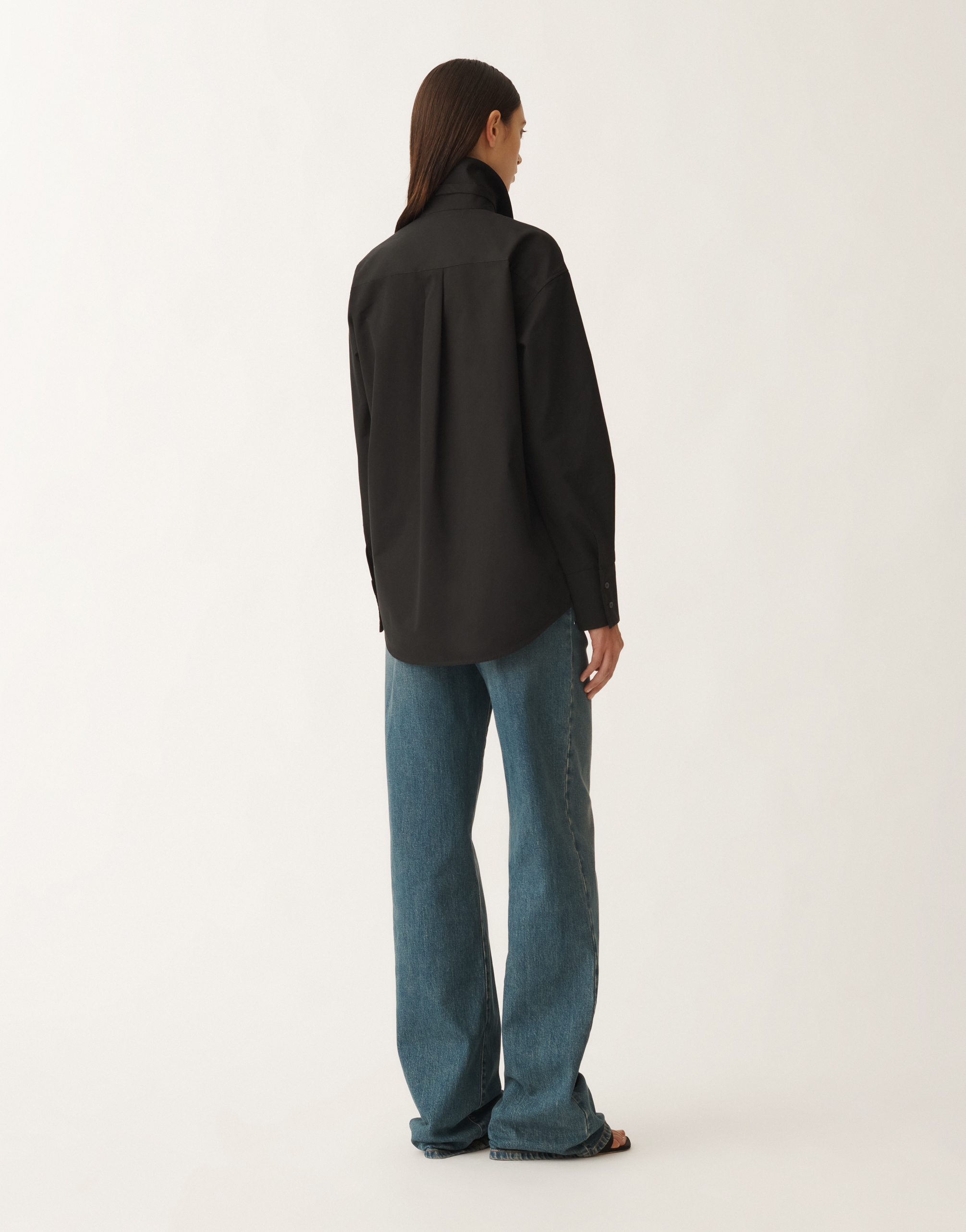 Fabiana Filippi Cotton Poplin Shirt With Knotted Lace Collar In Black