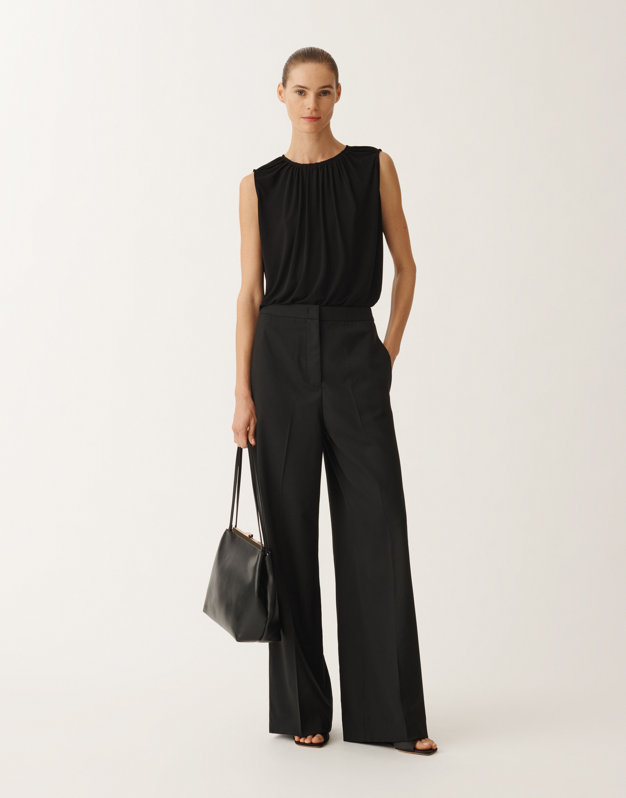 Fabiana Filippi Fluid Viscose Jersey Top In Black