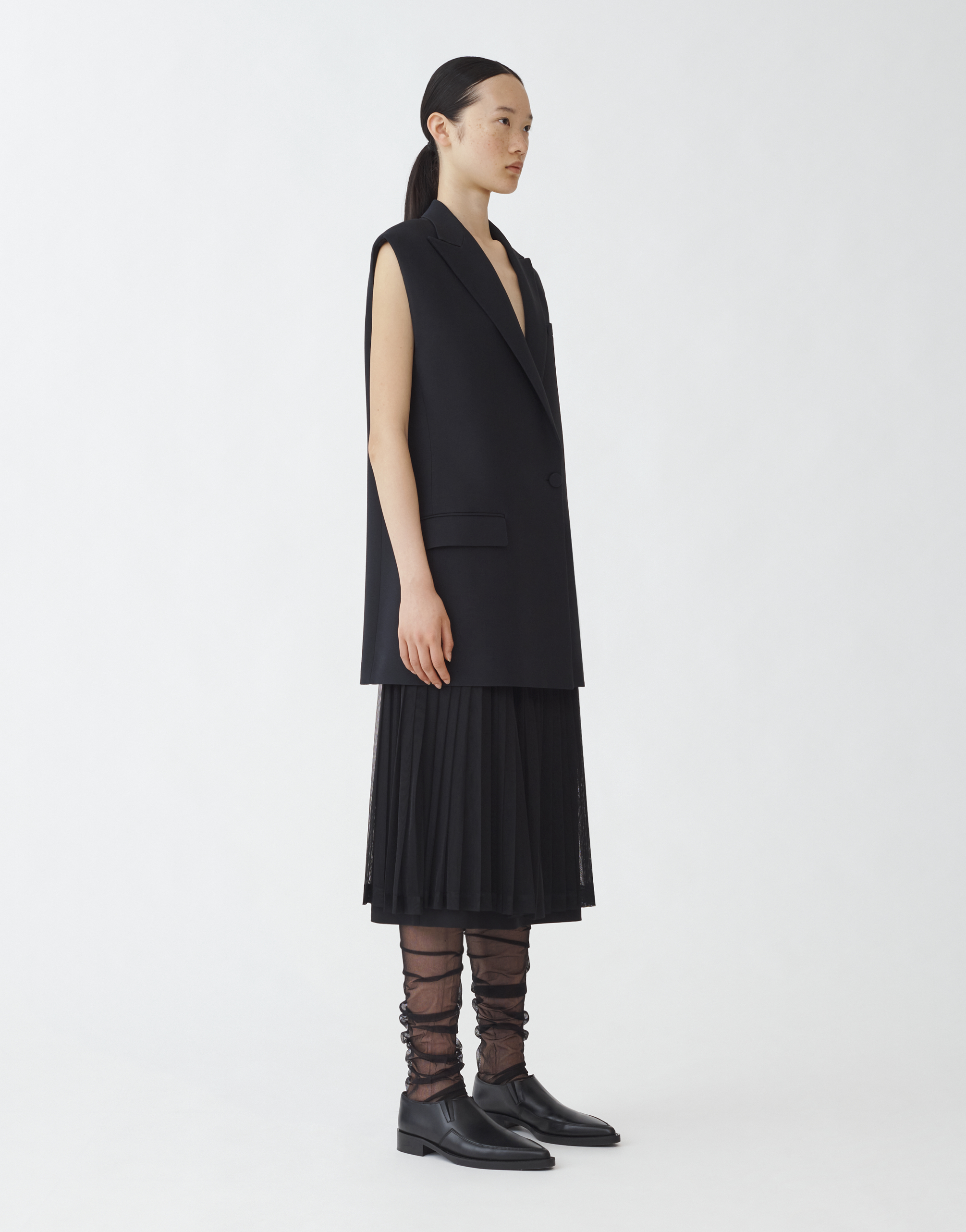 Shop Fabiana Filippi Wool Silk Crepe Double Breasted Vest In Black