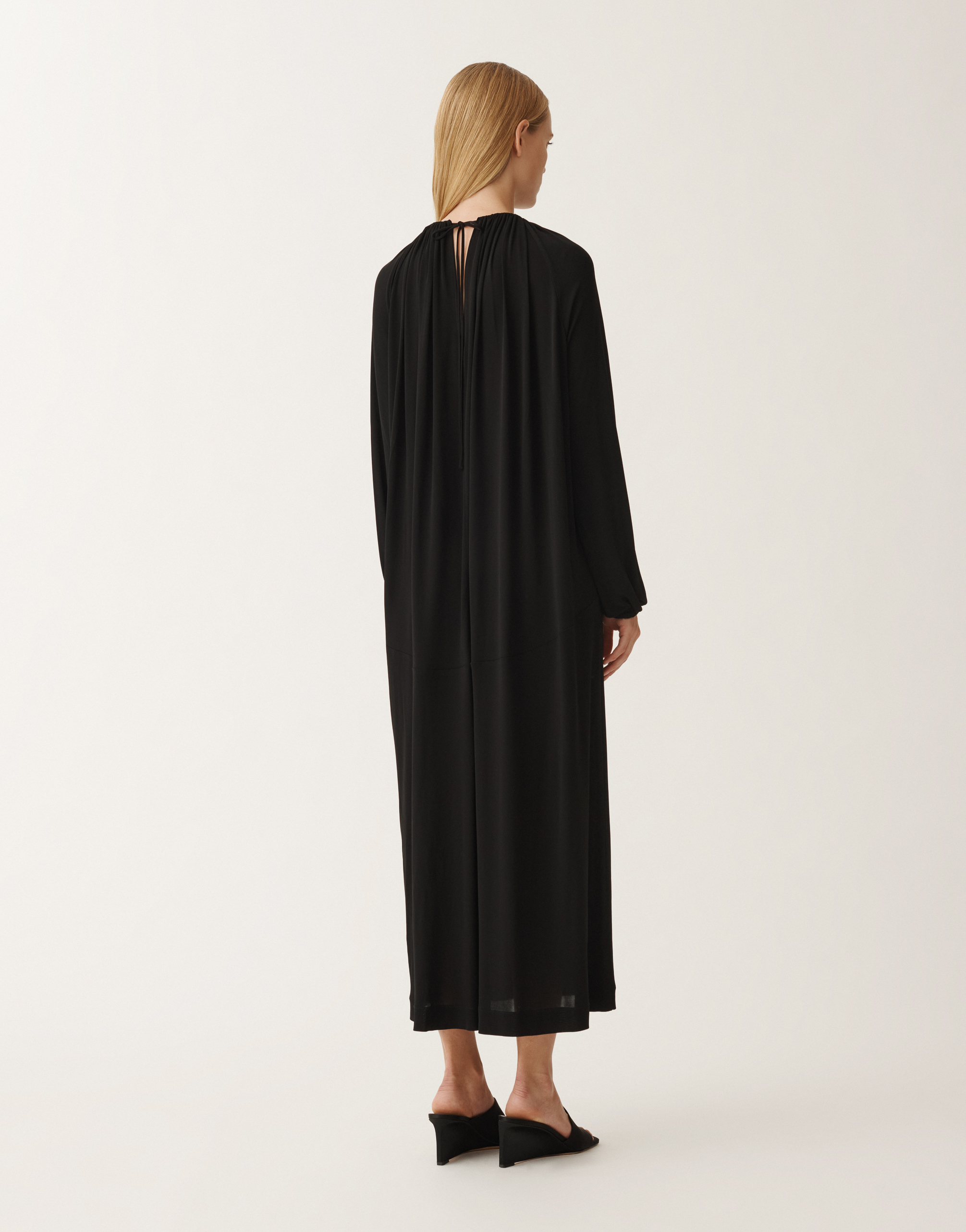Fabiana Filippi Viscose Jersey Long Sleeve Dress With Draped Collar In Black