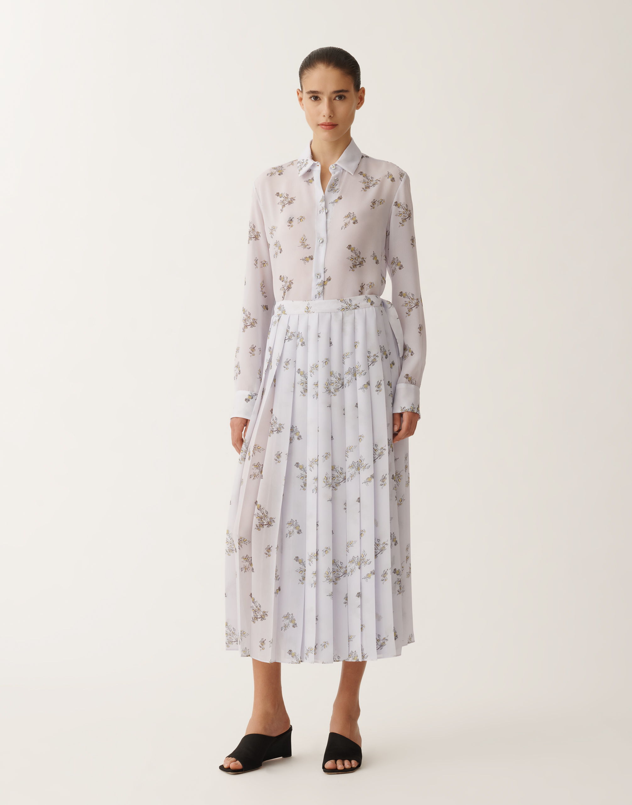 Shop Fabiana Filippi Georgette Skirt With Painted Botanical Print In Lavender