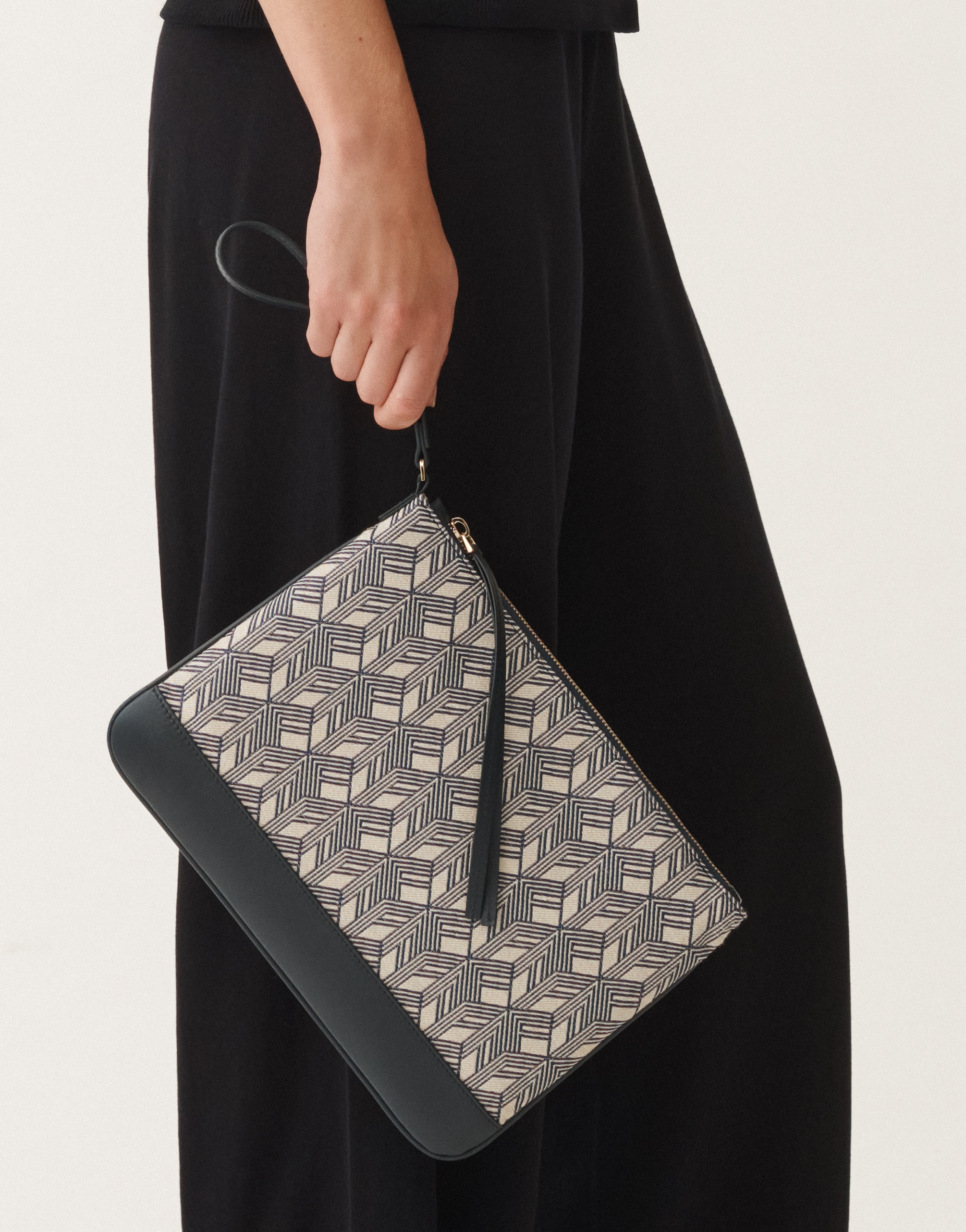 Fabiana Filippi Jacquard Pouch In Blue