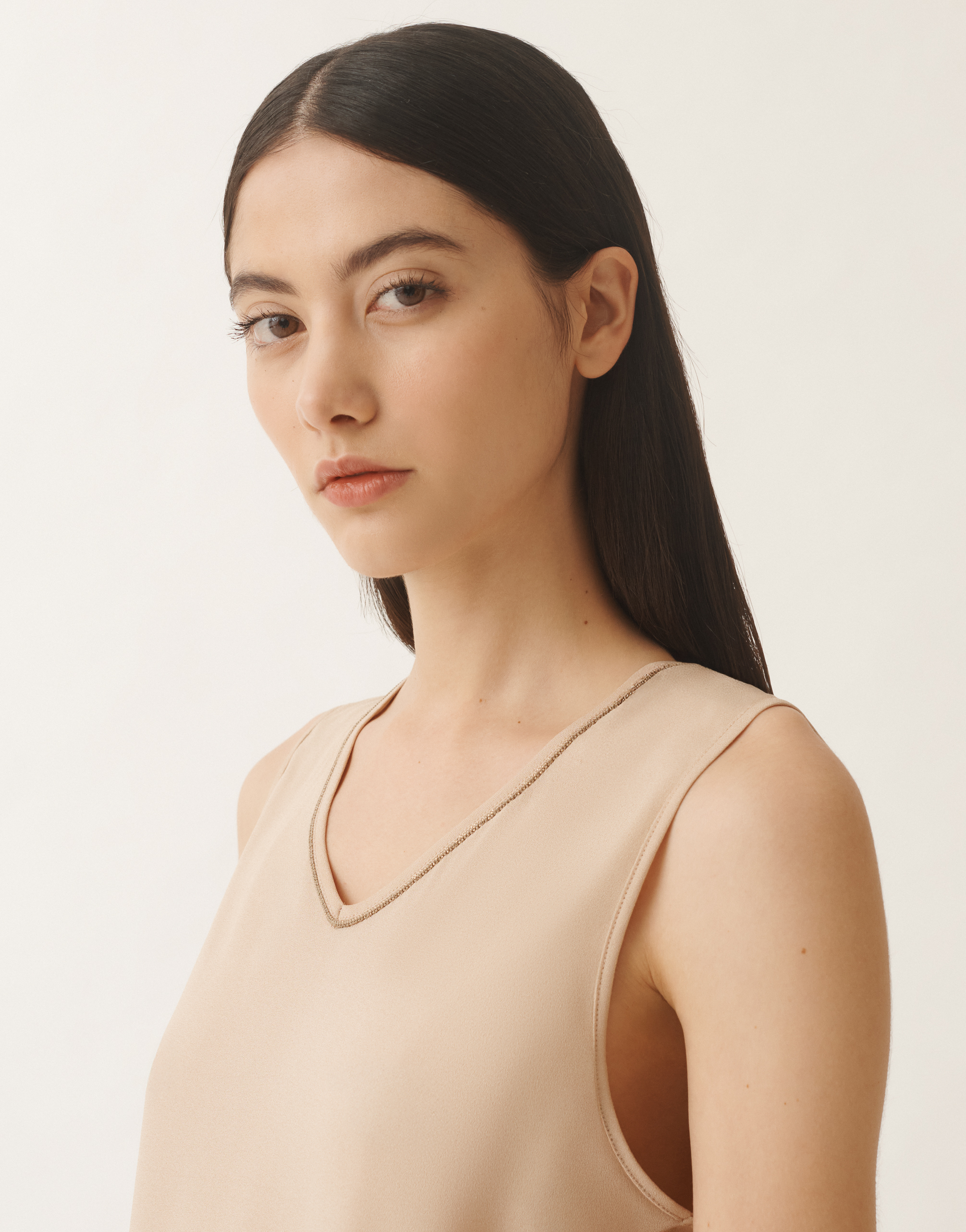 Fabiana Filippi Beaded-trim Sablé Vest In Sand